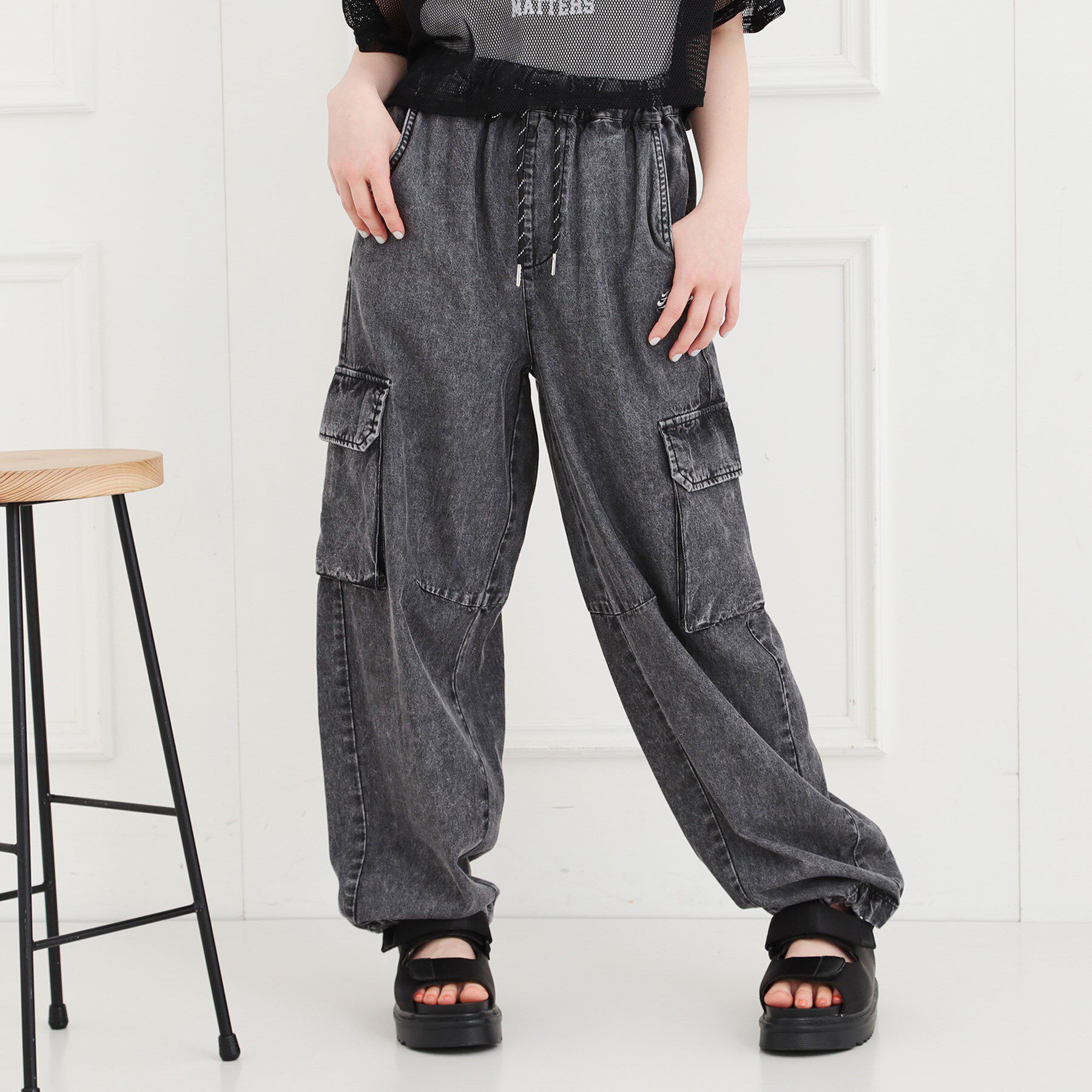 PINK-latte「デニムバレルカーゴパンツ」|その他|ブラック(419)