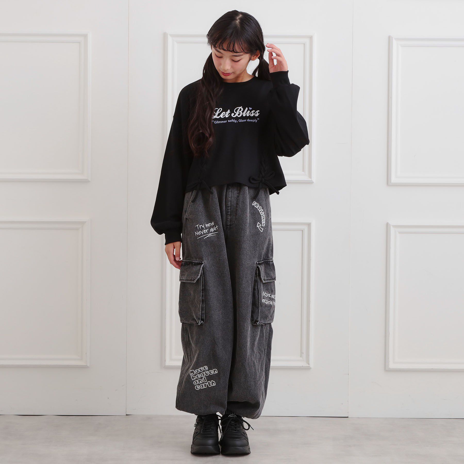 PINK-latte「レースアップ刺繍裏毛プルオーバー」|その他|