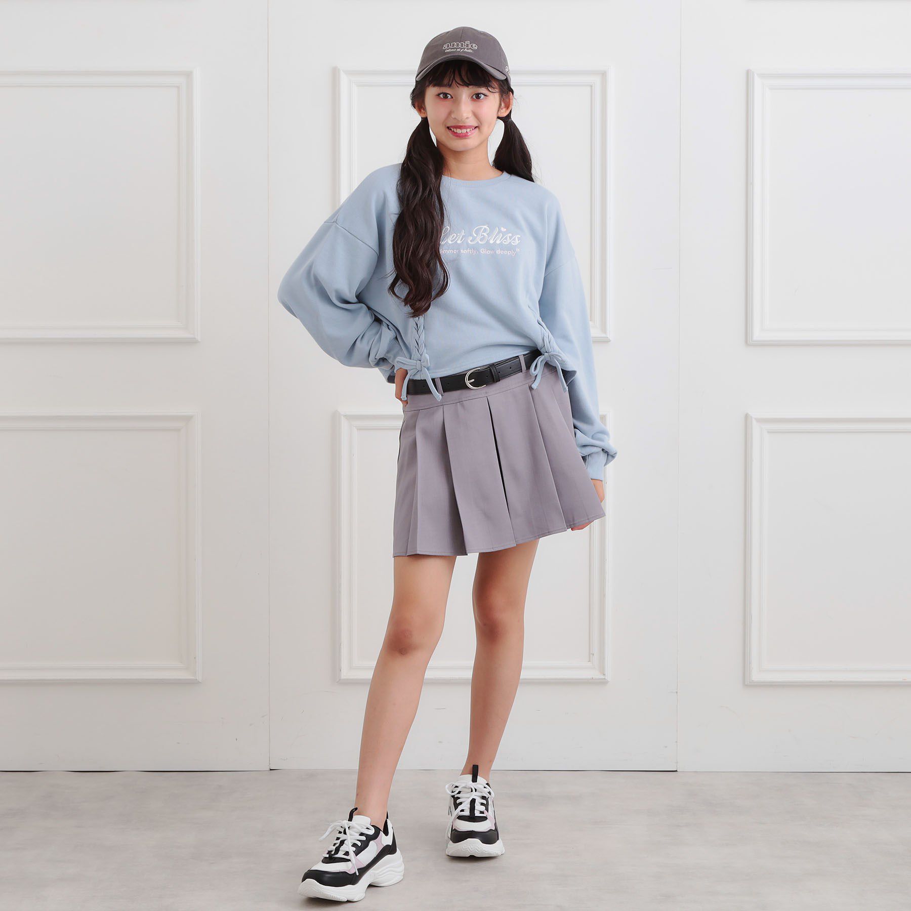 PINK-latte「レースアップ刺繍裏毛プルオーバー」|その他|