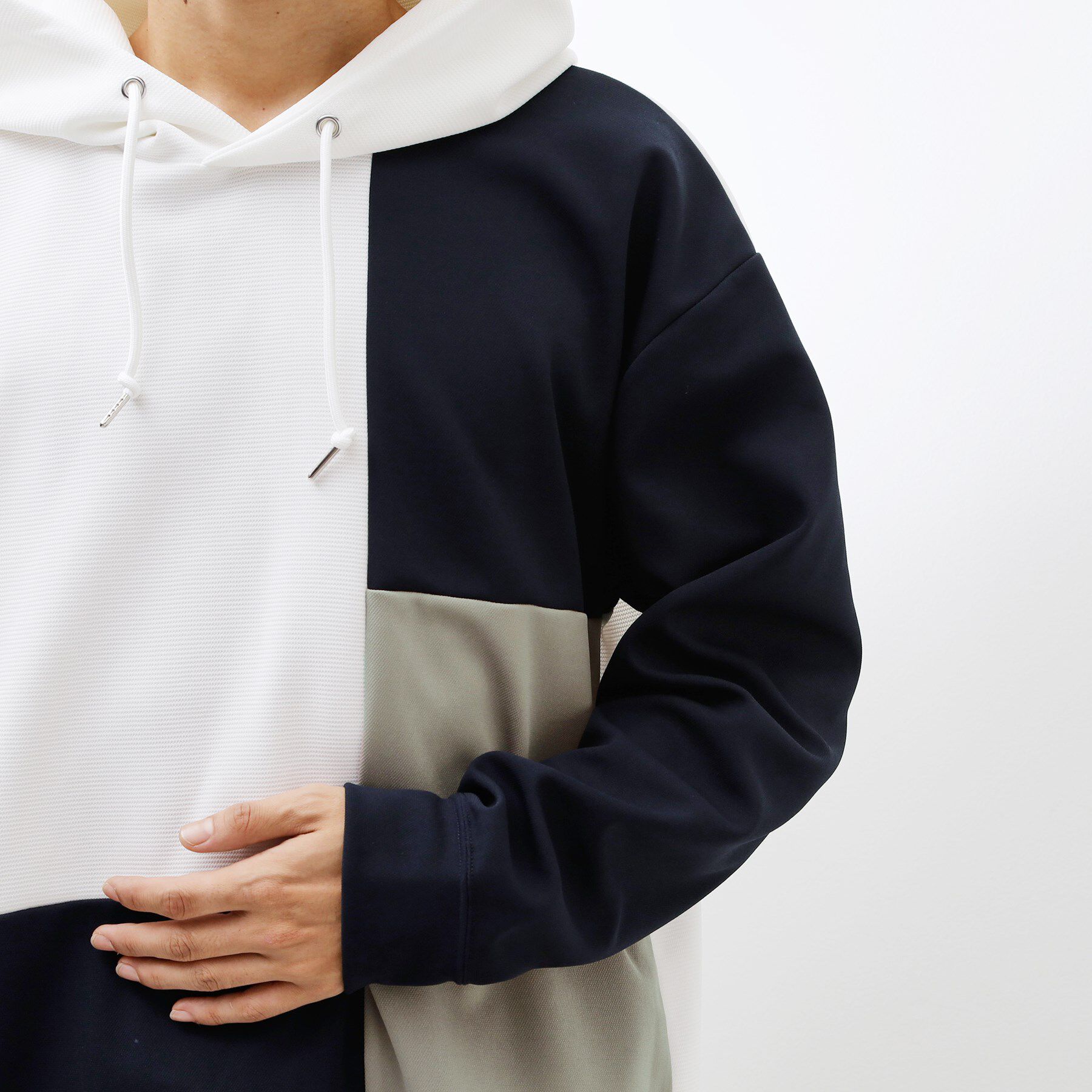 THE SHOP TK「【一枚で着映える】ポンチブロッキングパーカ 洗濯機OK」|パーカー|