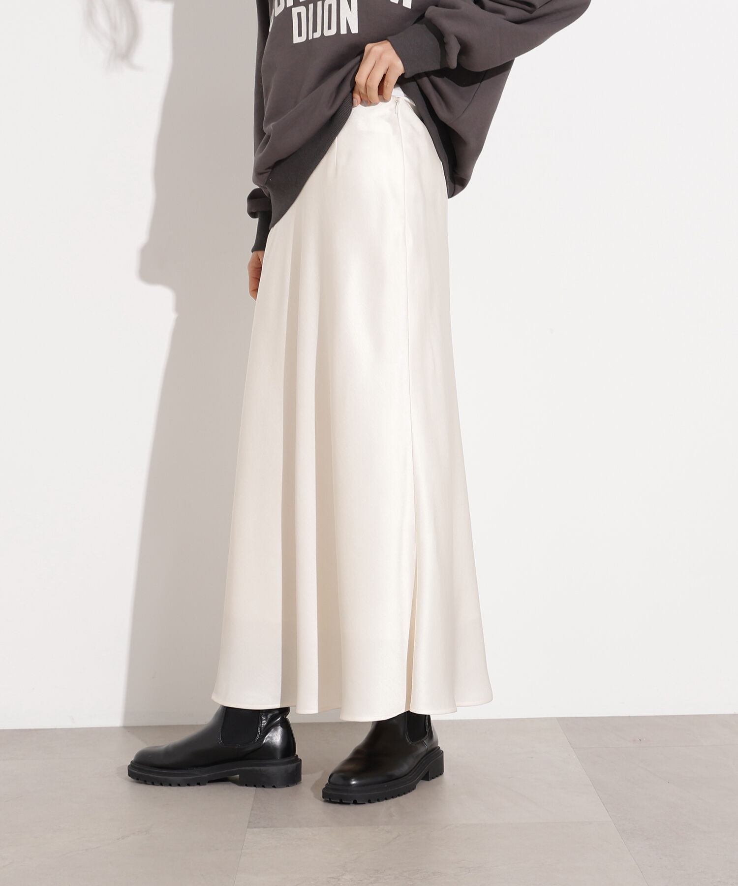  「サテンナロースカート」|スカート|