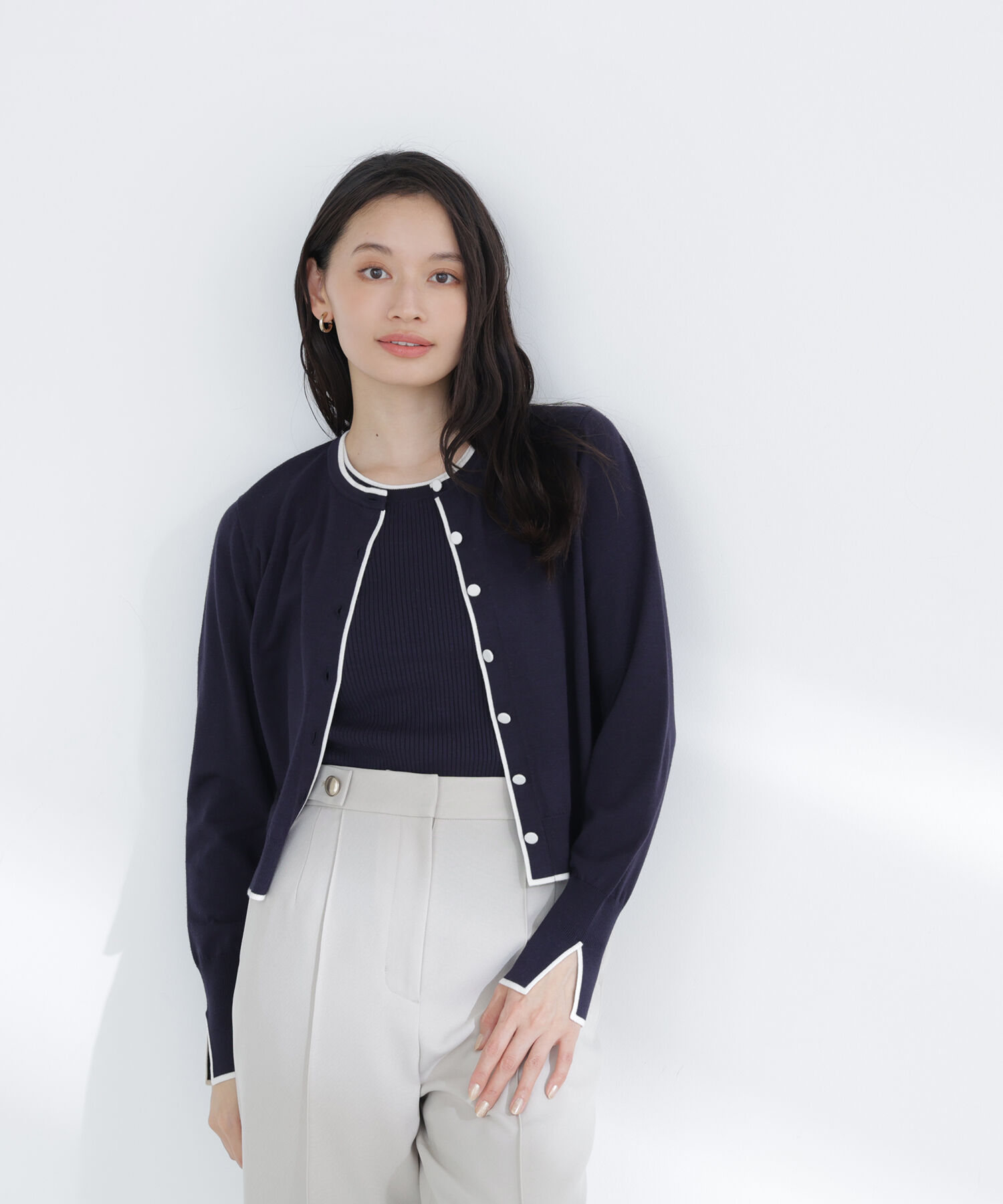  「クルミボタンバイカラーアンサンブル」|ニット・セーター|