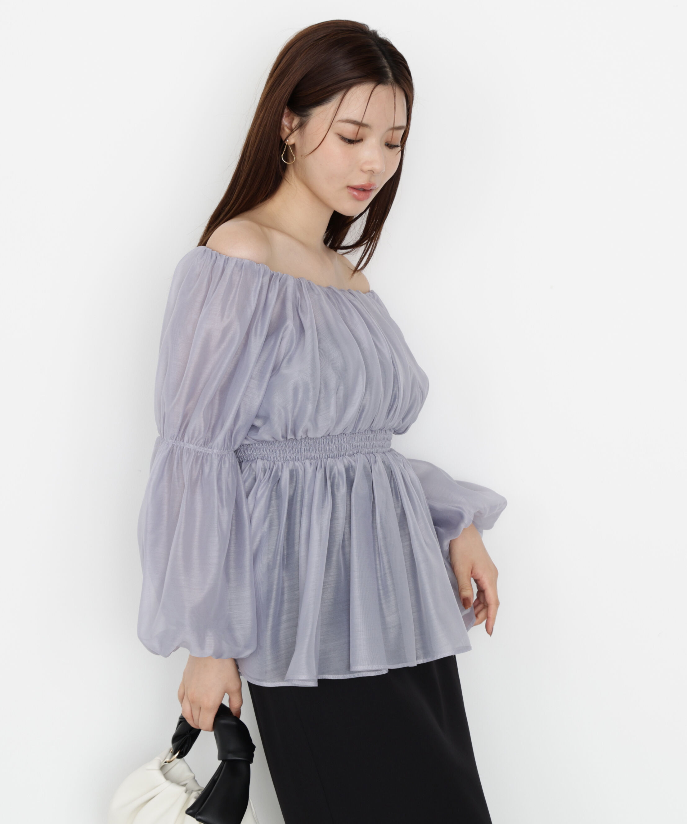 PROPORTION BODY DRESSING「＜ウォッシャブル＞バルーンスリーブオフショルブラウス 25AW」|シャツ・ブラウス|