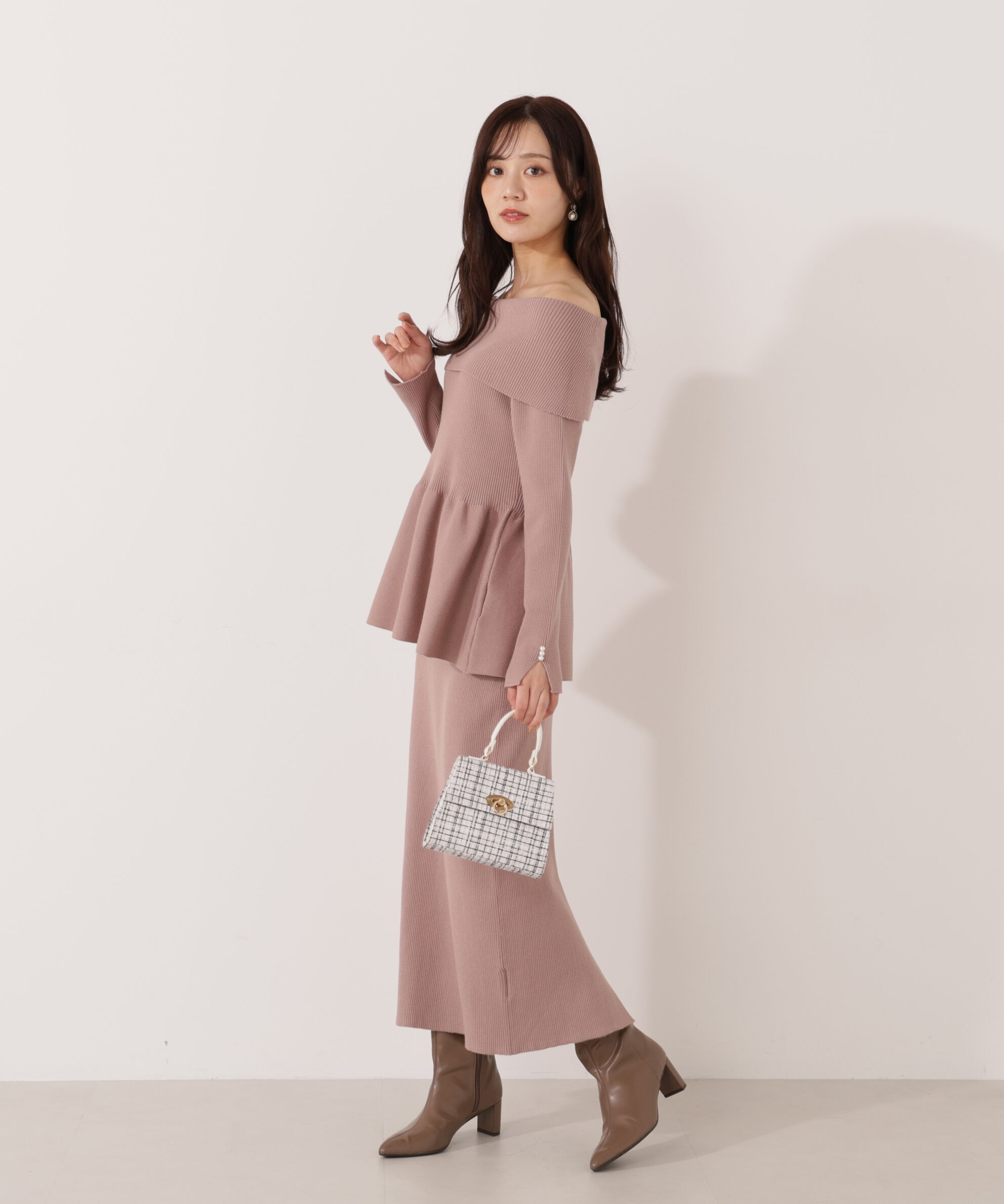 PROPORTION BODY DRESSING「オフショルペプラムニットセット　25AW」|ワンピース|