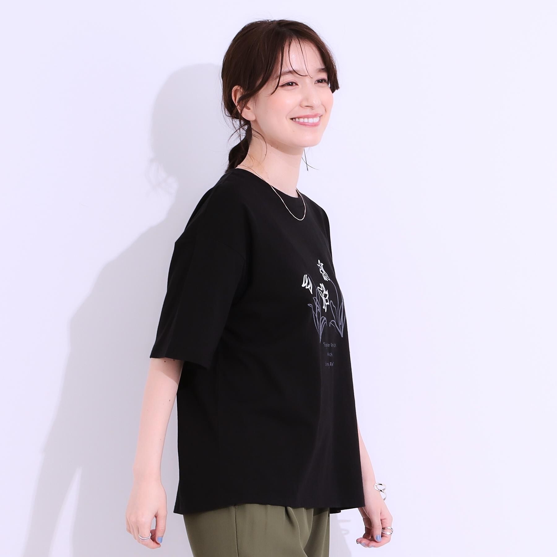 SHOO･LA･RUE「【選べる4柄】コットンプリントロゴTシャツ」|Tシャツ・カットソー|