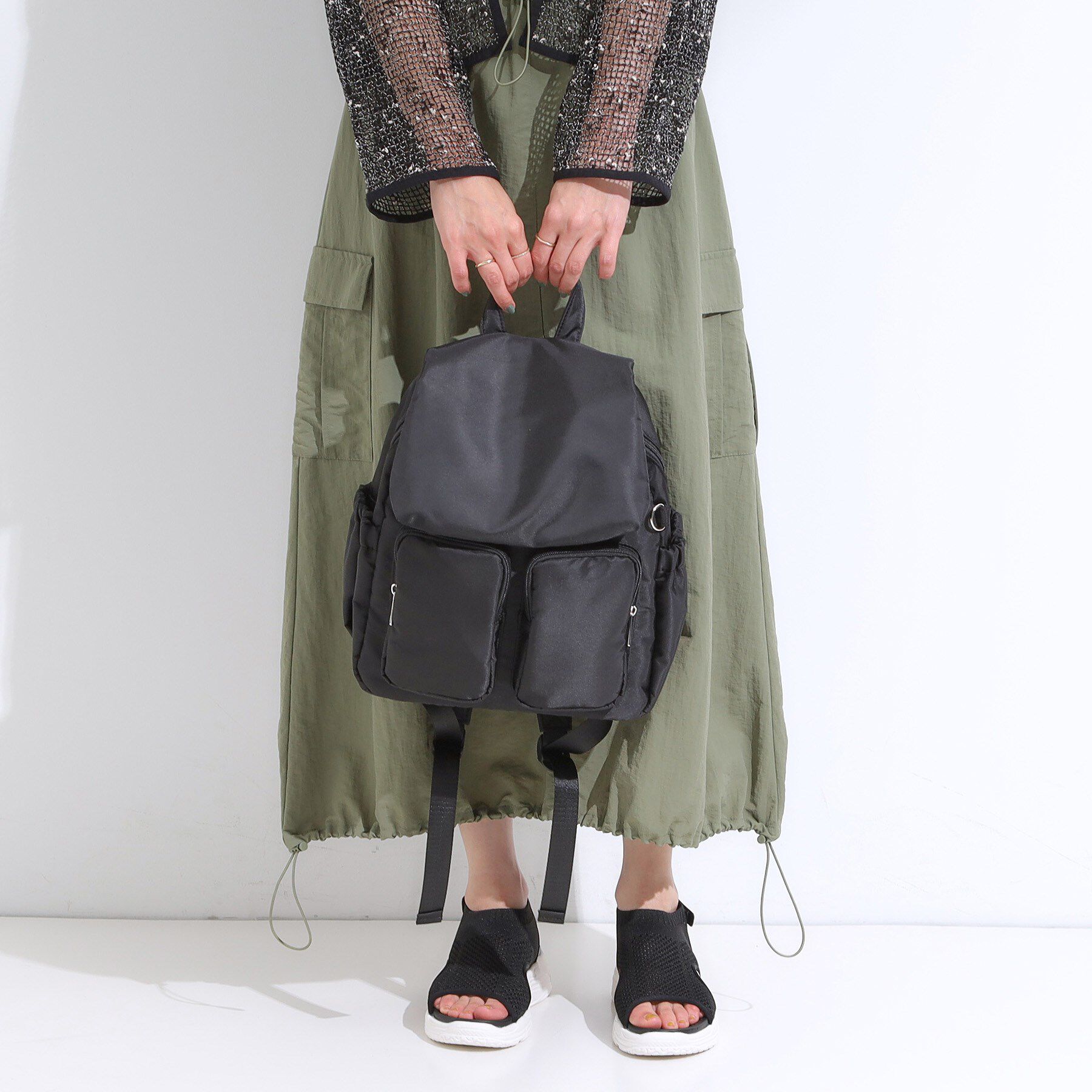 SHOO･LA･RUE「【撥水】Wポケットリュック」|リュック|ブラック(019)