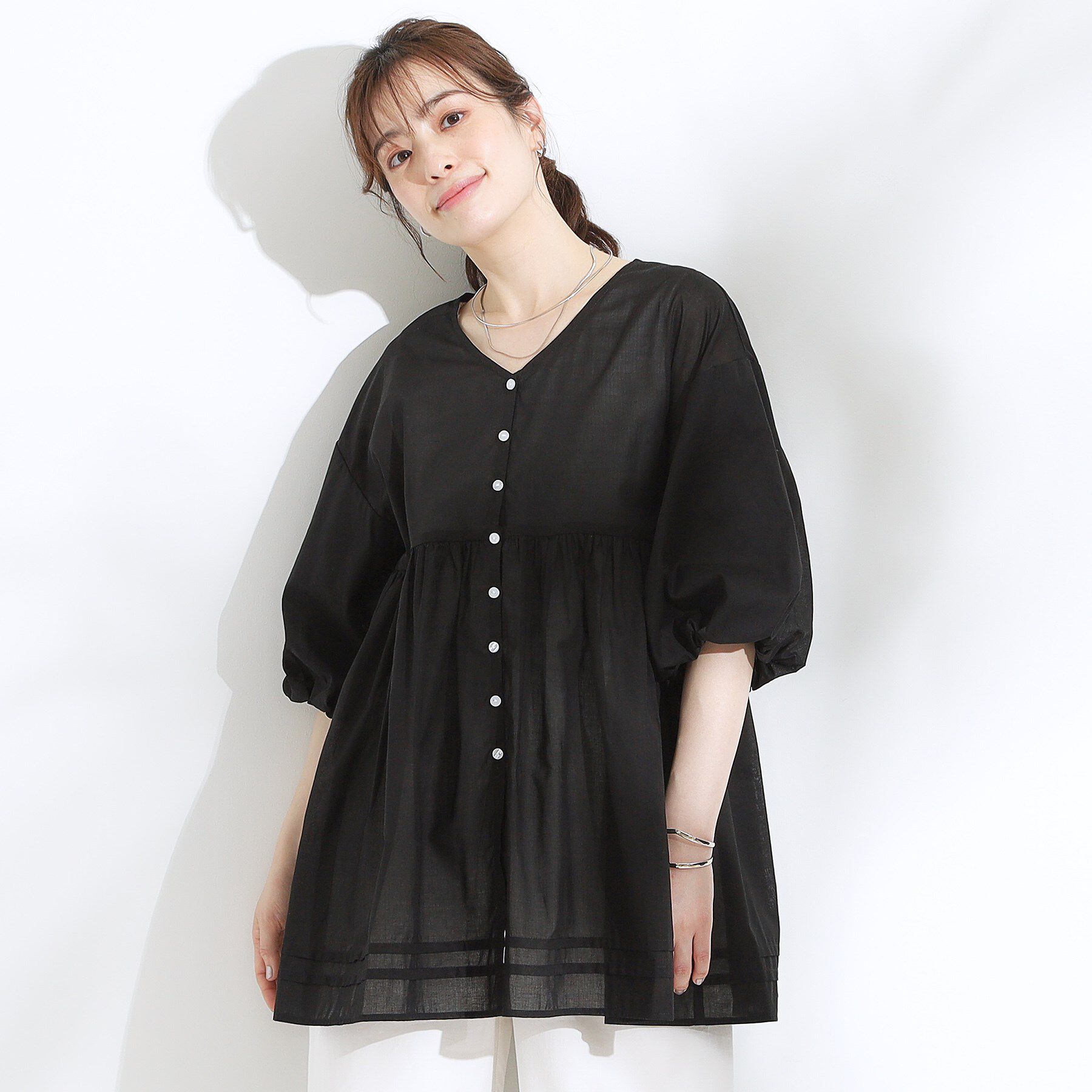 SHOO･LA･RUE「【S-LL】一枚で着映え バルーンスリーブブラウス」|シャツ・ブラウス|