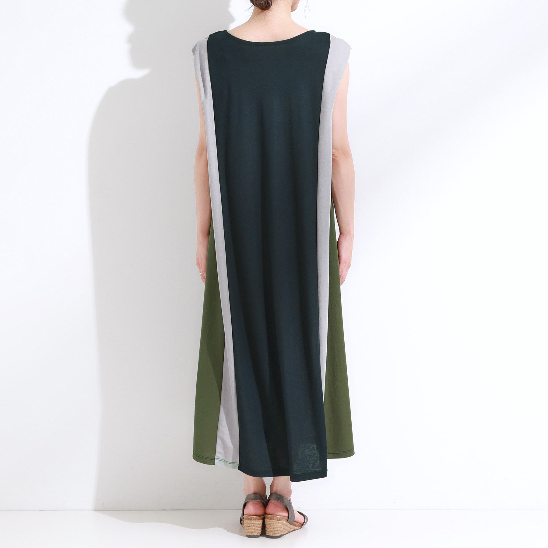 SHOO･LA･RUE「【S-LL/ひんやり】全身すっきり見えが楽に叶う サイド切替 バイカラーAラインワンピース」|ワンピース|