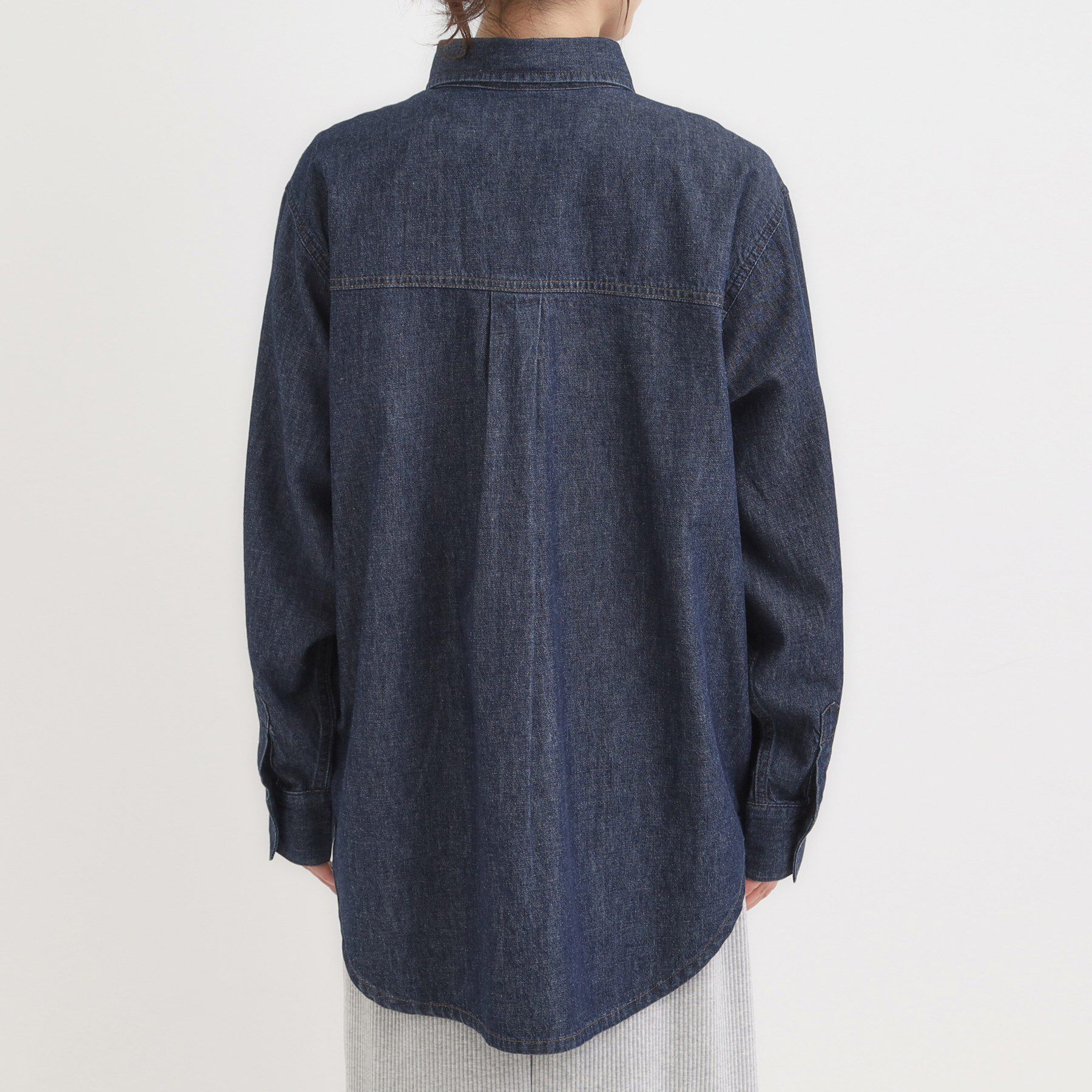SHOO･LA･RUE「【S-LL】こなれ感をプラスする BIGポケットデニムシャツ」|シャツ・ブラウス|