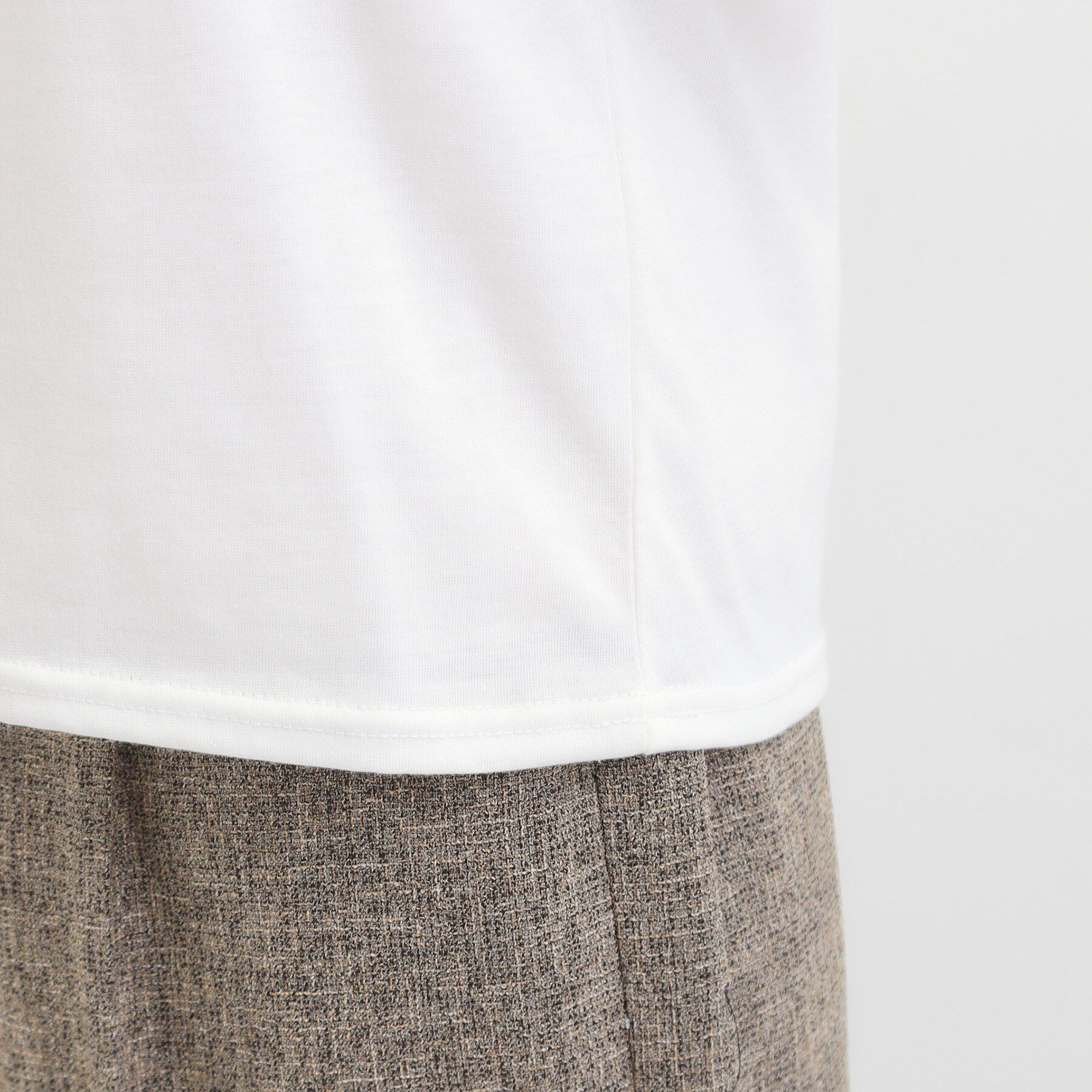 SHOO･LA･RUE「【2点セット/S-LL】大人のフェミニンカジュアルに ラメシャギーニットベスト+ロンT」|ニット・セーター|