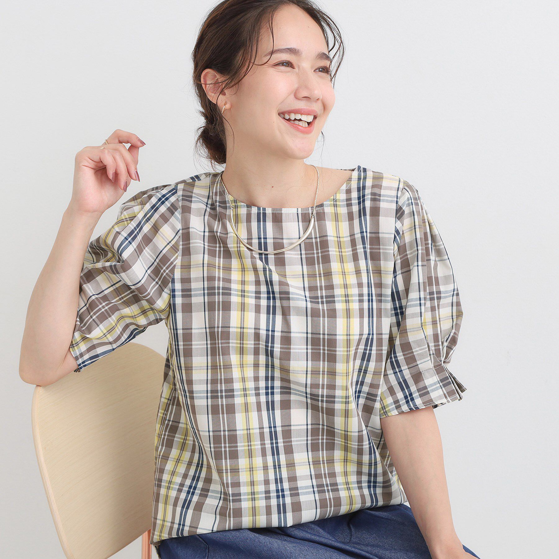 SHOO･LA･RUE「【S-LL/5分袖】お袖タックできれいに魅せる 大人のフェミニンブラウス」|シャツ・ブラウス|アイボリー(204)