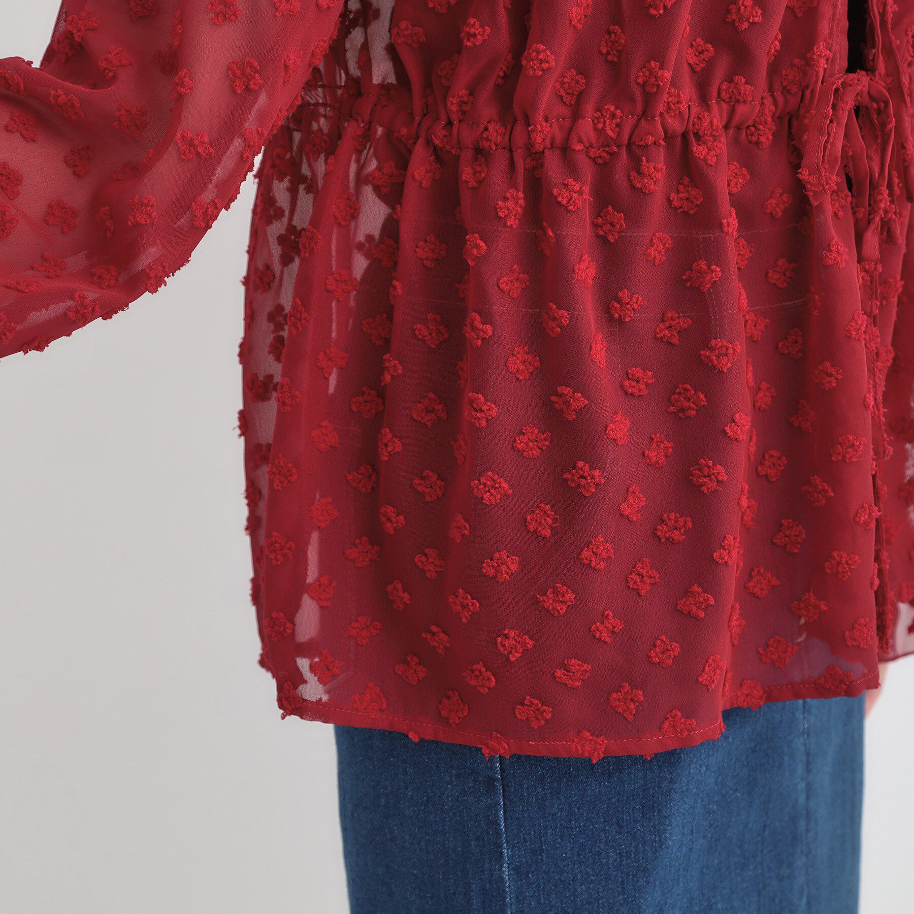 SHOO･LA･RUE「華やかにさをプラスする シアードビー シャーリングブラウス」|シャツ・ブラウス|