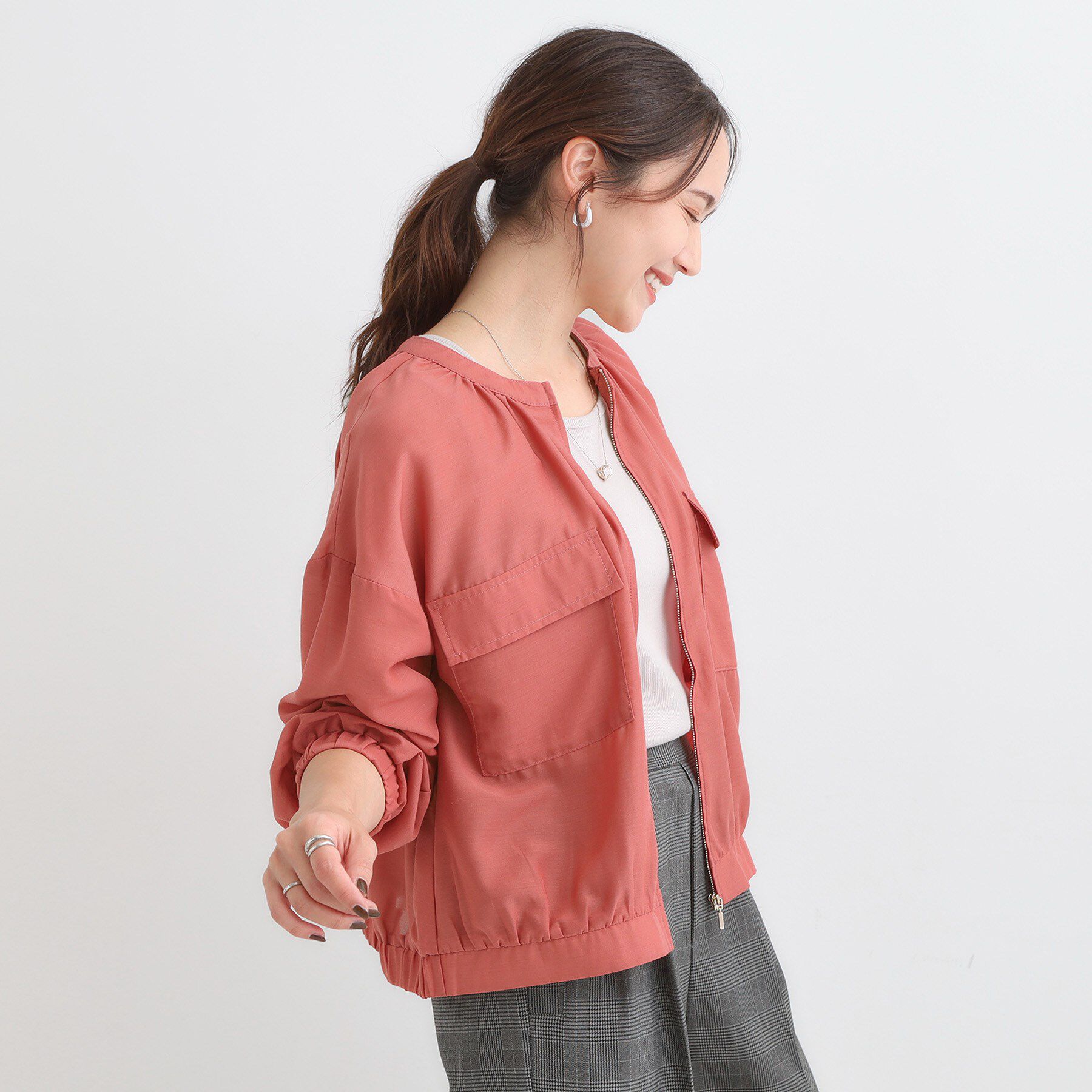 SHOO･LA･RUE「【S-LL】寒暖差のある時期に 大人上品なシアーブルゾン」|ブルゾン・スタジャン|