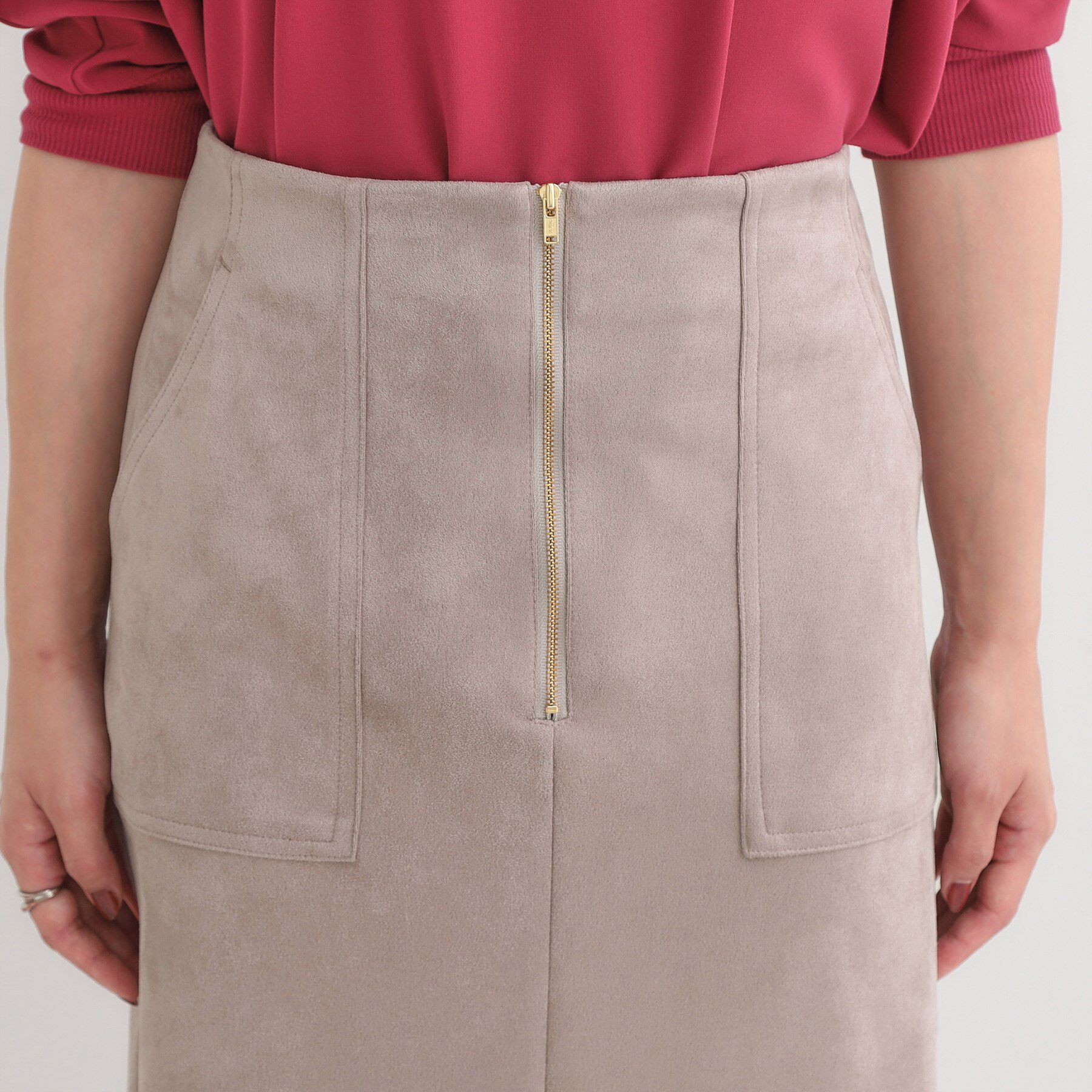 SHOO･LA･RUE「【洗濯機可】上品できれい見え フェイクスエード ナロースカート」|スカート|