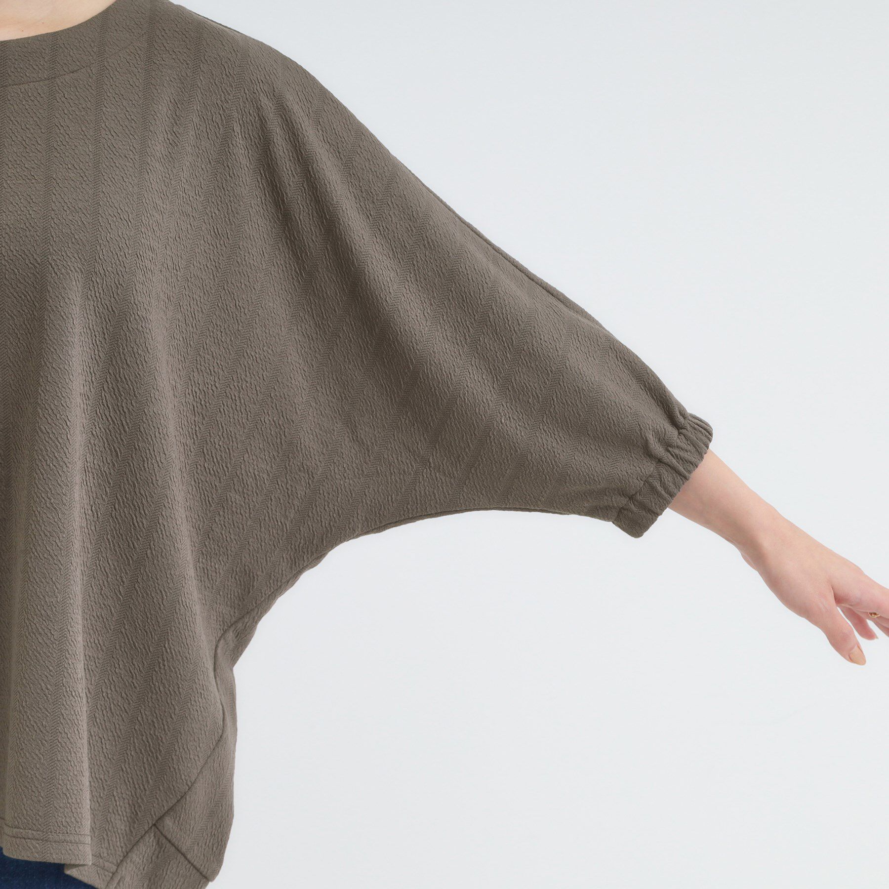 SHOO･LA･RUE「【S-LL/7分袖】さらっとしたタッチ ゆるシルエットが心地よいドルマントップス」|Tシャツ・カットソー|