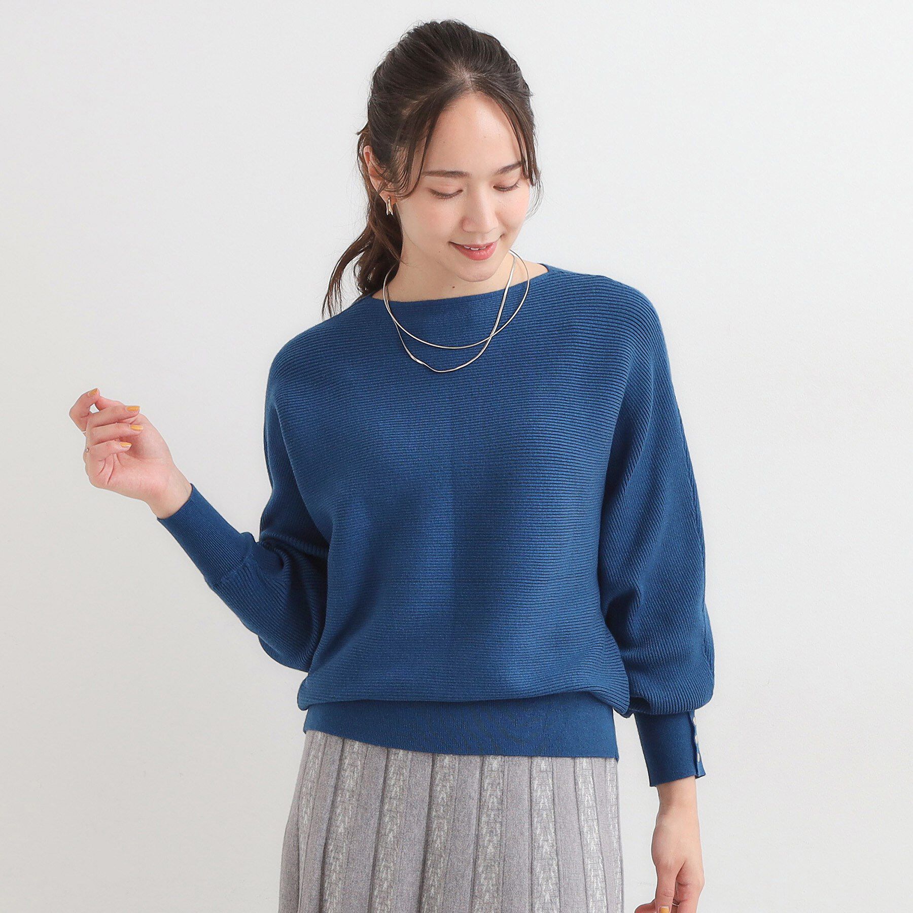 SHOO･LA･RUE「【洗濯機可/体型カバー】お袖ボタン リブドルマンニット」|ニット・セーター|