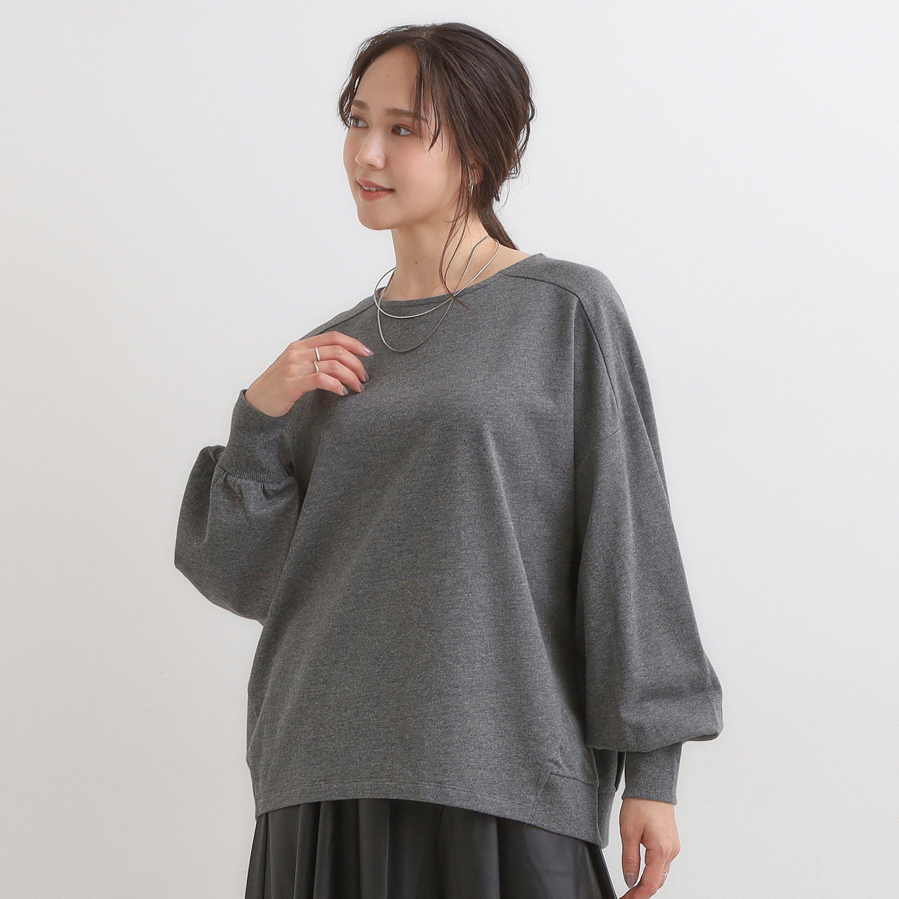 SHOO･LA･RUE「大人の抜け感 1枚で決まる ゆるロンT」|Tシャツ・カットソー|