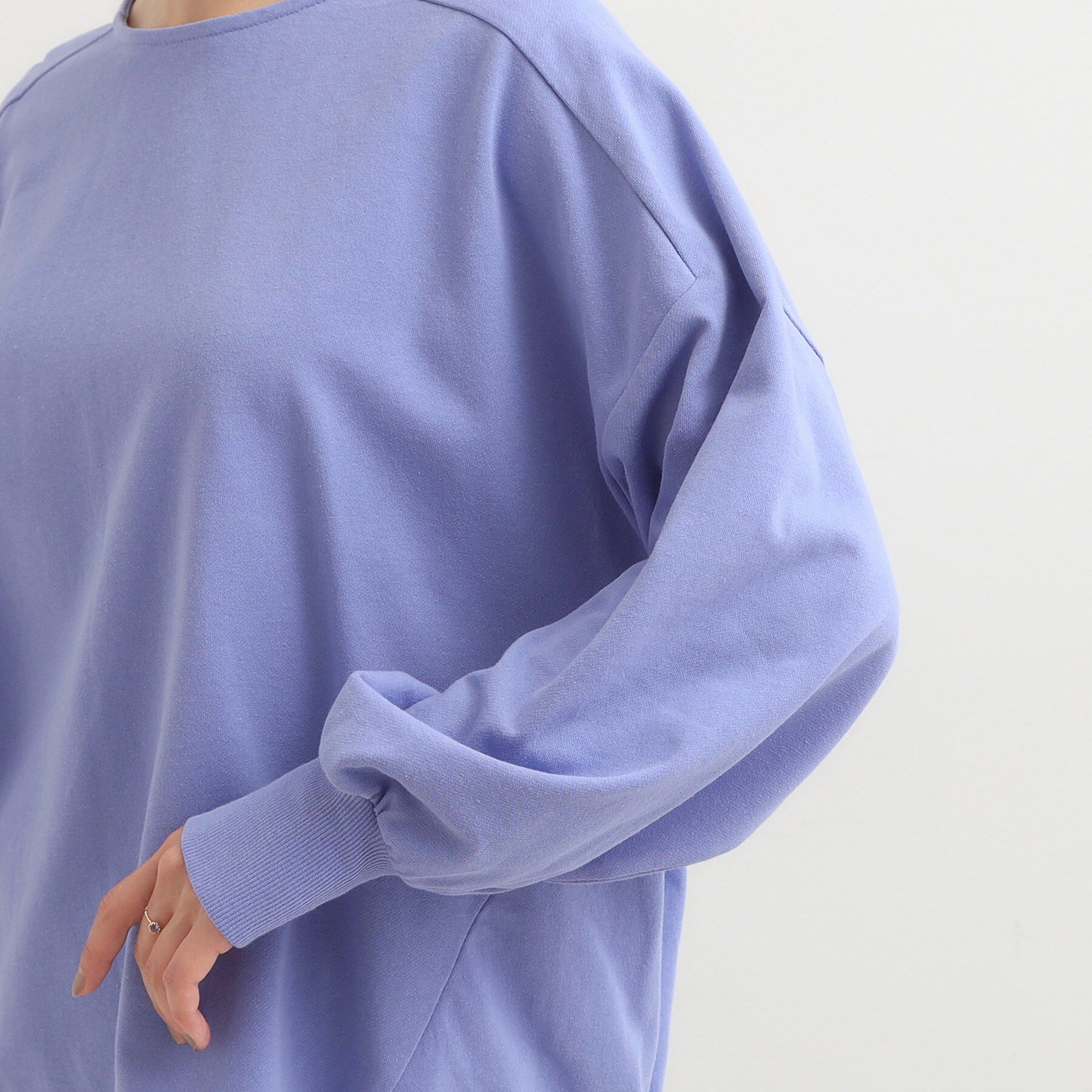 SHOO･LA･RUE「大人の抜け感 1枚で決まる ゆるロンT」|Tシャツ・カットソー|