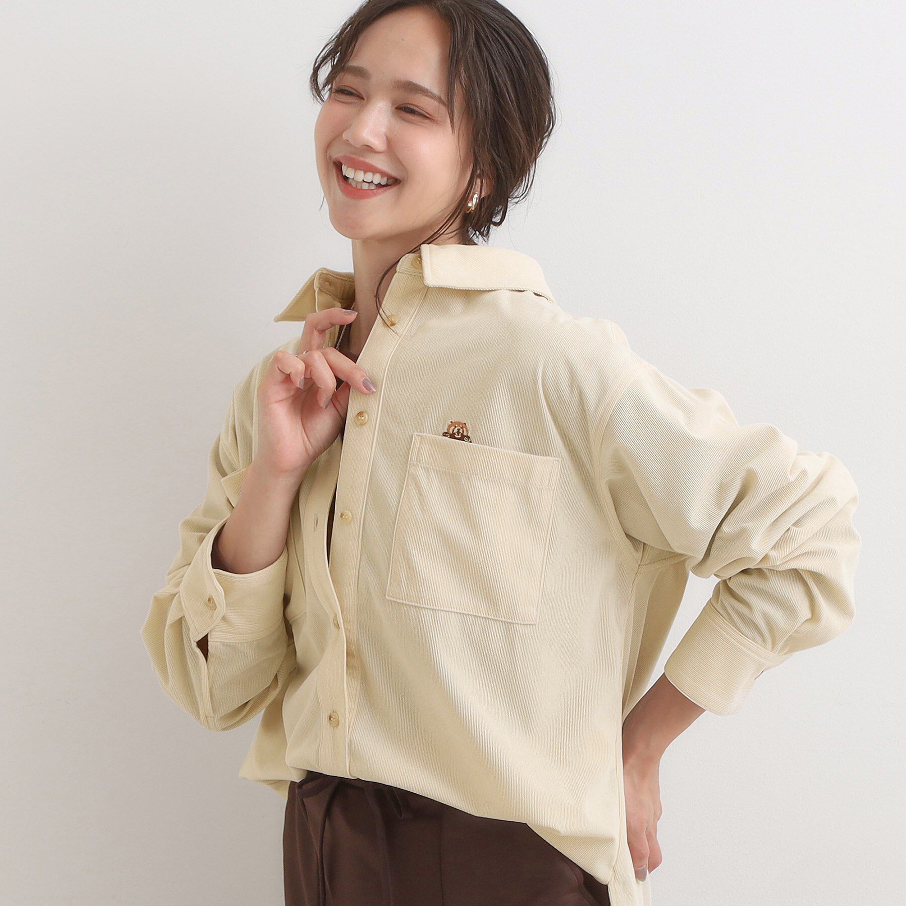 SHOO･LA･RUE「【旭山動物園応援商品】ワンポイント刺繍 コーデュロイシャツ」|シャツ・ブラウス|アイボリー(004)