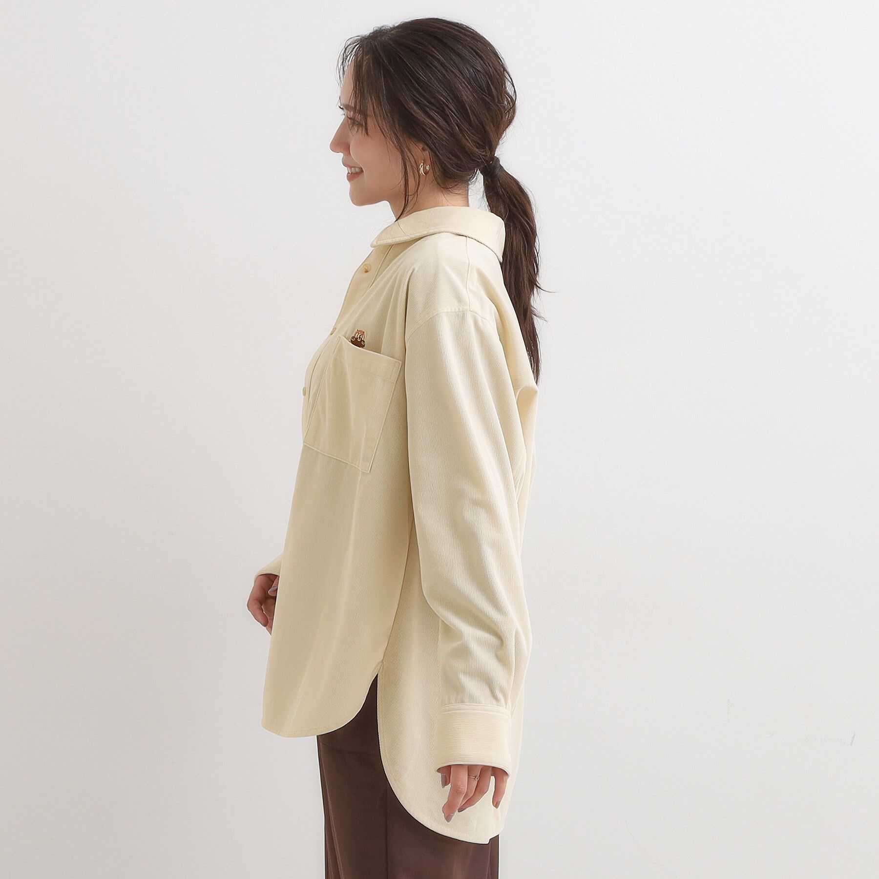 SHOO･LA･RUE「【旭山動物園応援商品】ワンポイント刺繍 コーデュロイシャツ」|シャツ・ブラウス|