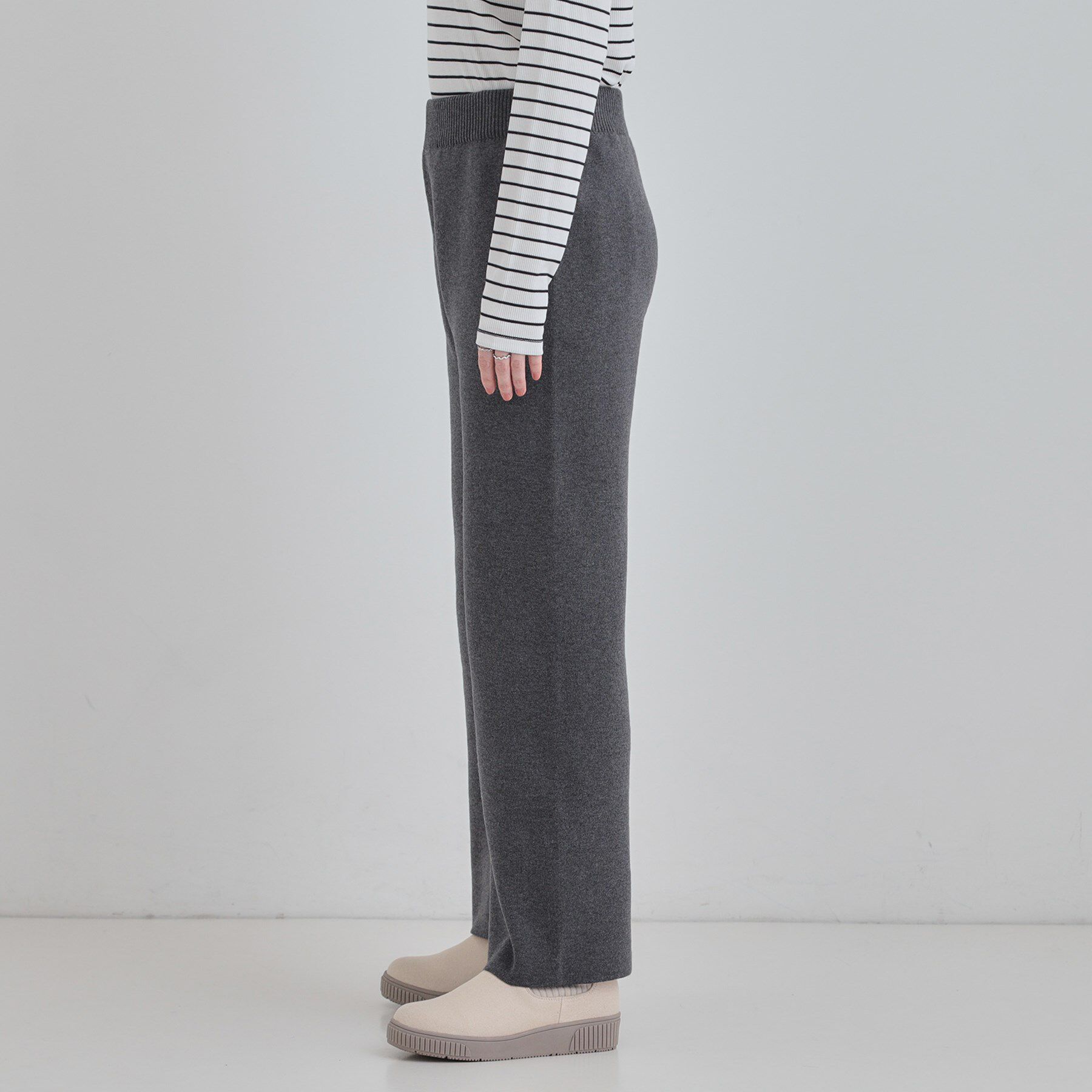 SHOO･LA･RUE「【洗える／毛玉レス】表面がきれいなストレートパンツ」|その他|