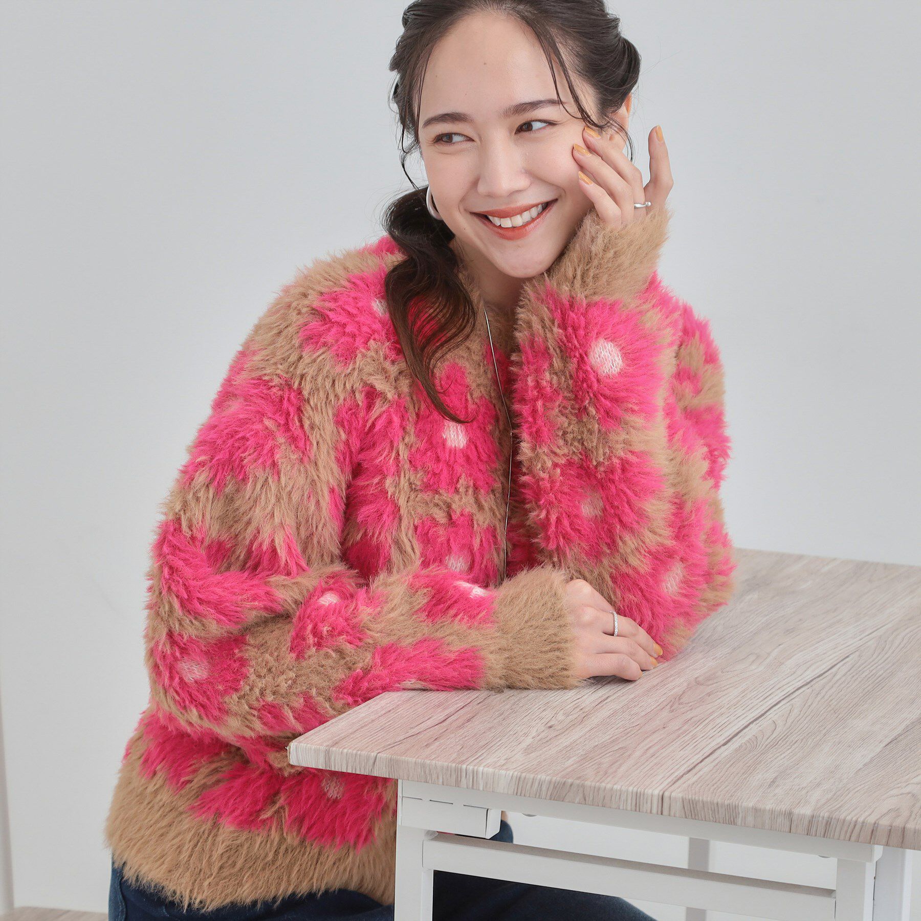 SHOO･LA･RUE「【選べる4柄】ふわふわ ロングフェザーニット」|ニット・セーター|ピンク(772)