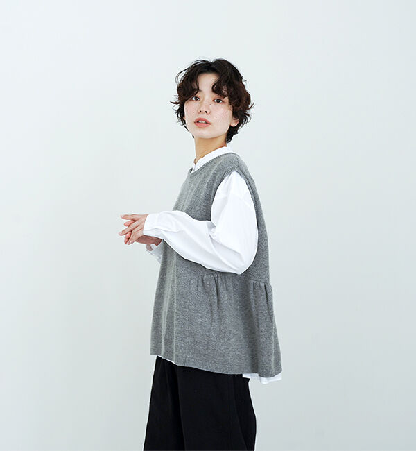 オオカミとフクロウ「オオカミと夜のリスと星のマルシェ」|ニット・セーター|