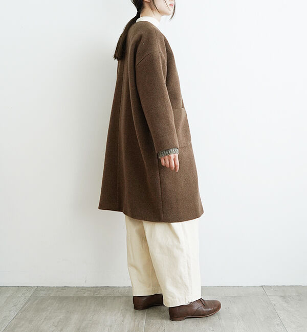 オオカミとフクロウ「オオカミとシロクマのヴィーカ&ldquo;ロングメルトン&rdquo;」|ノーカラーコート|