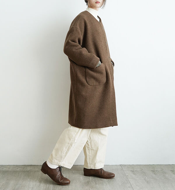 オオカミとフクロウ「オオカミとシロクマのヴィーカ&ldquo;ロングメルトン&rdquo;」|ノーカラーコート|