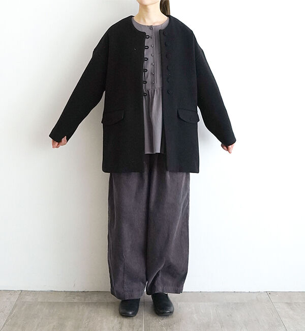 オオカミとフクロウ「オオカミと新しい朝と灯りと&ldquo;がいとう&rdquo;」|ノーカラーコート|