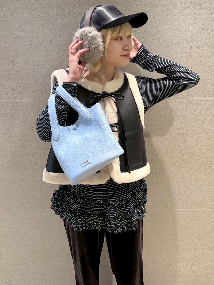 FURFUR「【WEB限定カラー】ロゴカシメバケットバッグ」|ハンドバッグ|