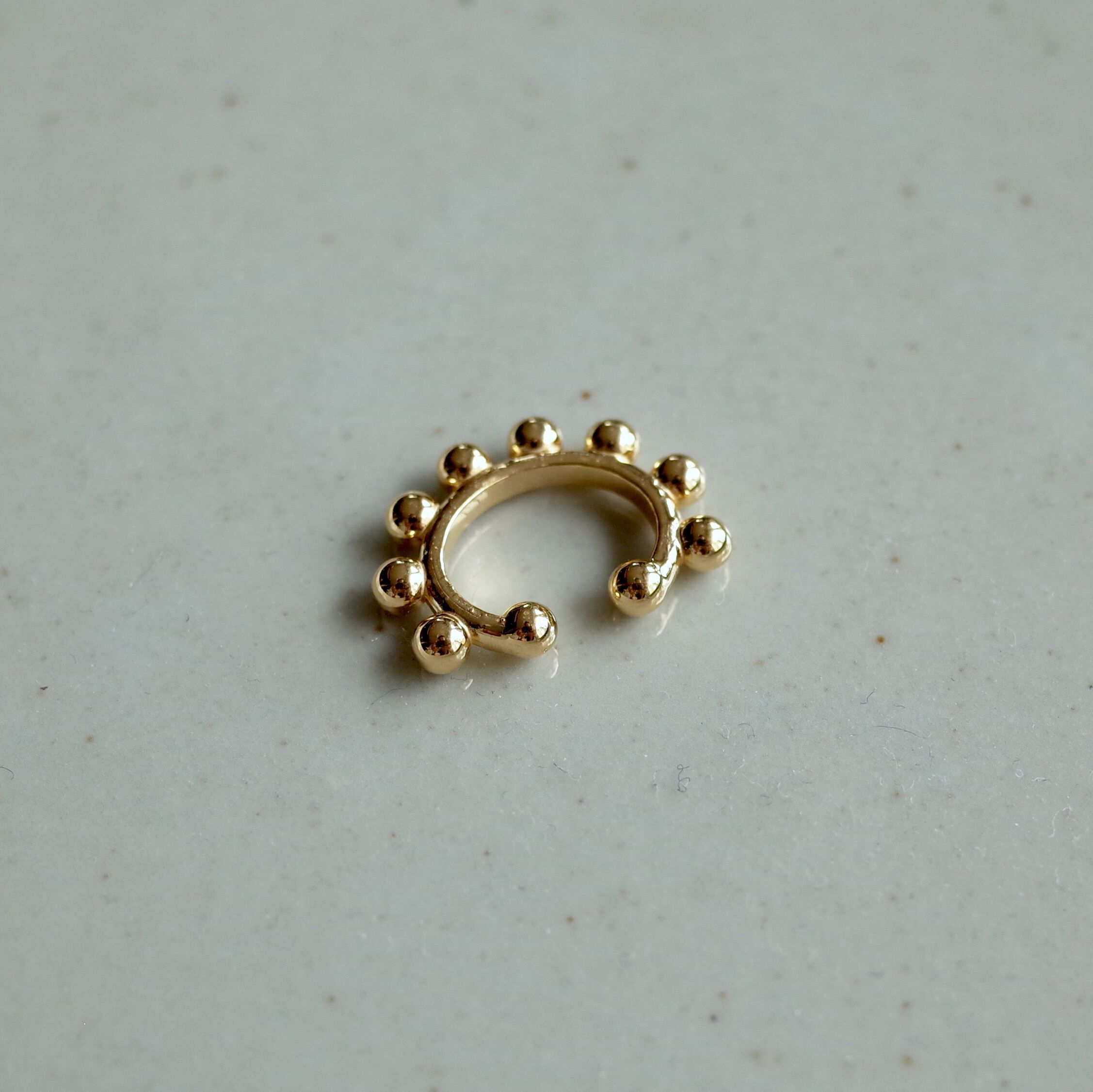 warmth「【ReFaire】Eight Ball EarCuff」|イヤーカフ|