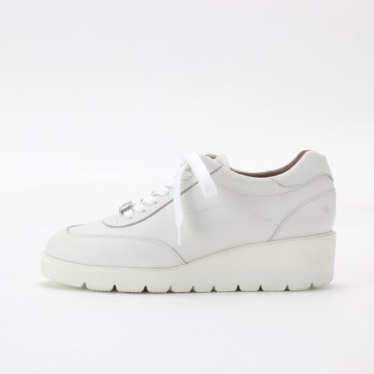 銀座かねまつ「RMWE2503STEWHT 【本革】【防水】【Eウィズ】アクアベルスニーカー」|スニーカー|