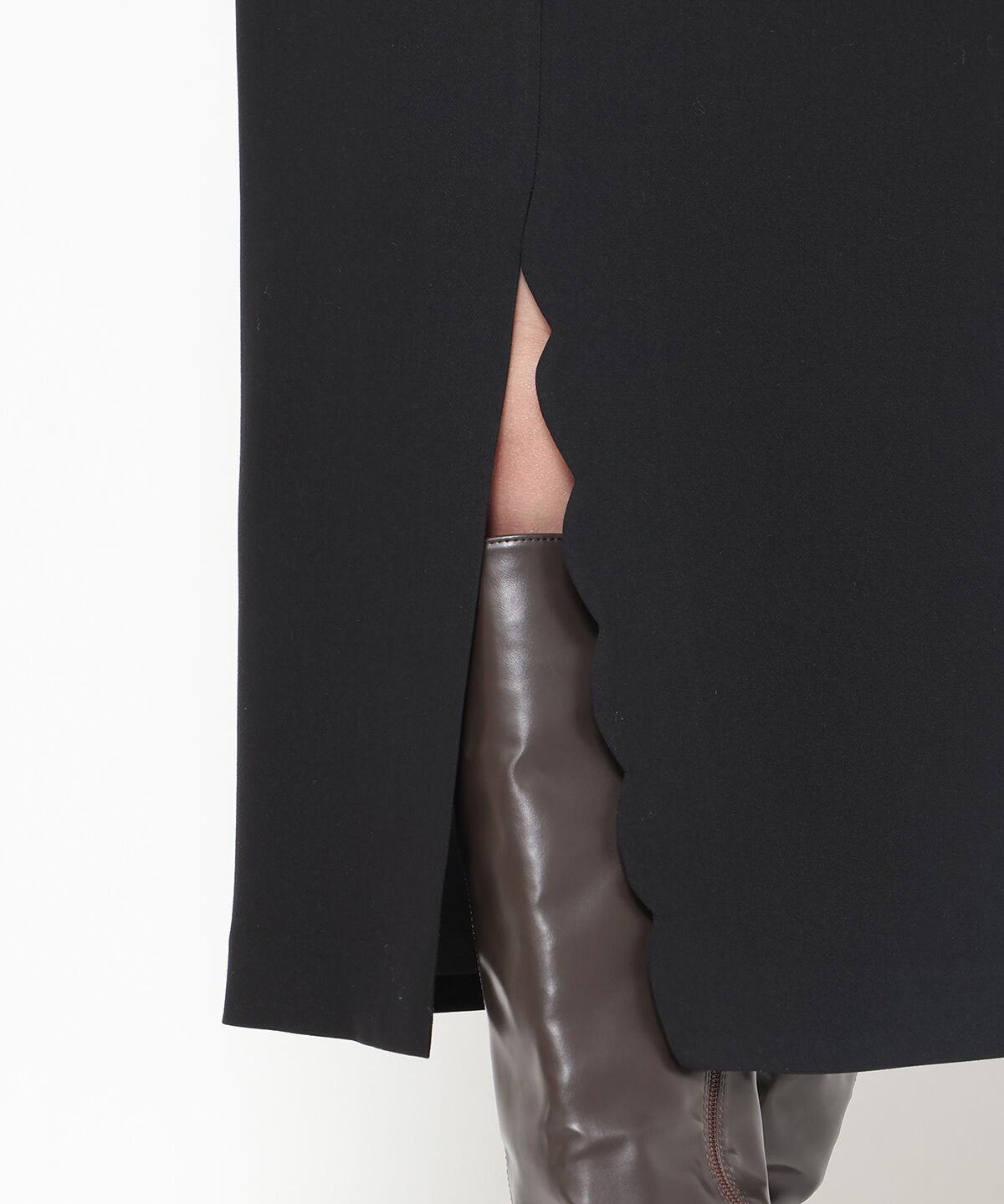 アンドクチュール「スカラップスリットタイトスカート」|タイト|