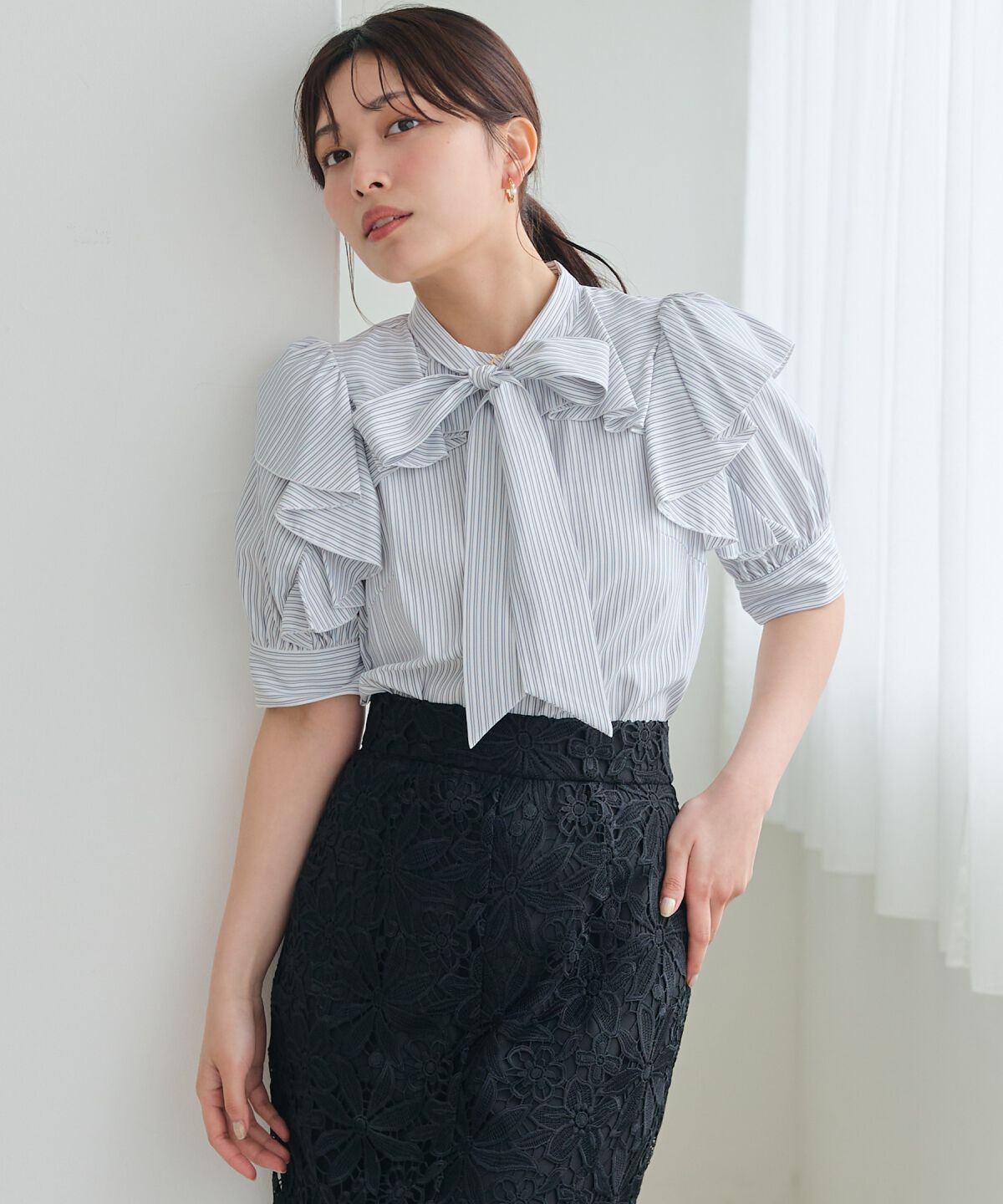 アンドクチュール「リボンタイストライプブラウス」|シャツ・ブラウス|