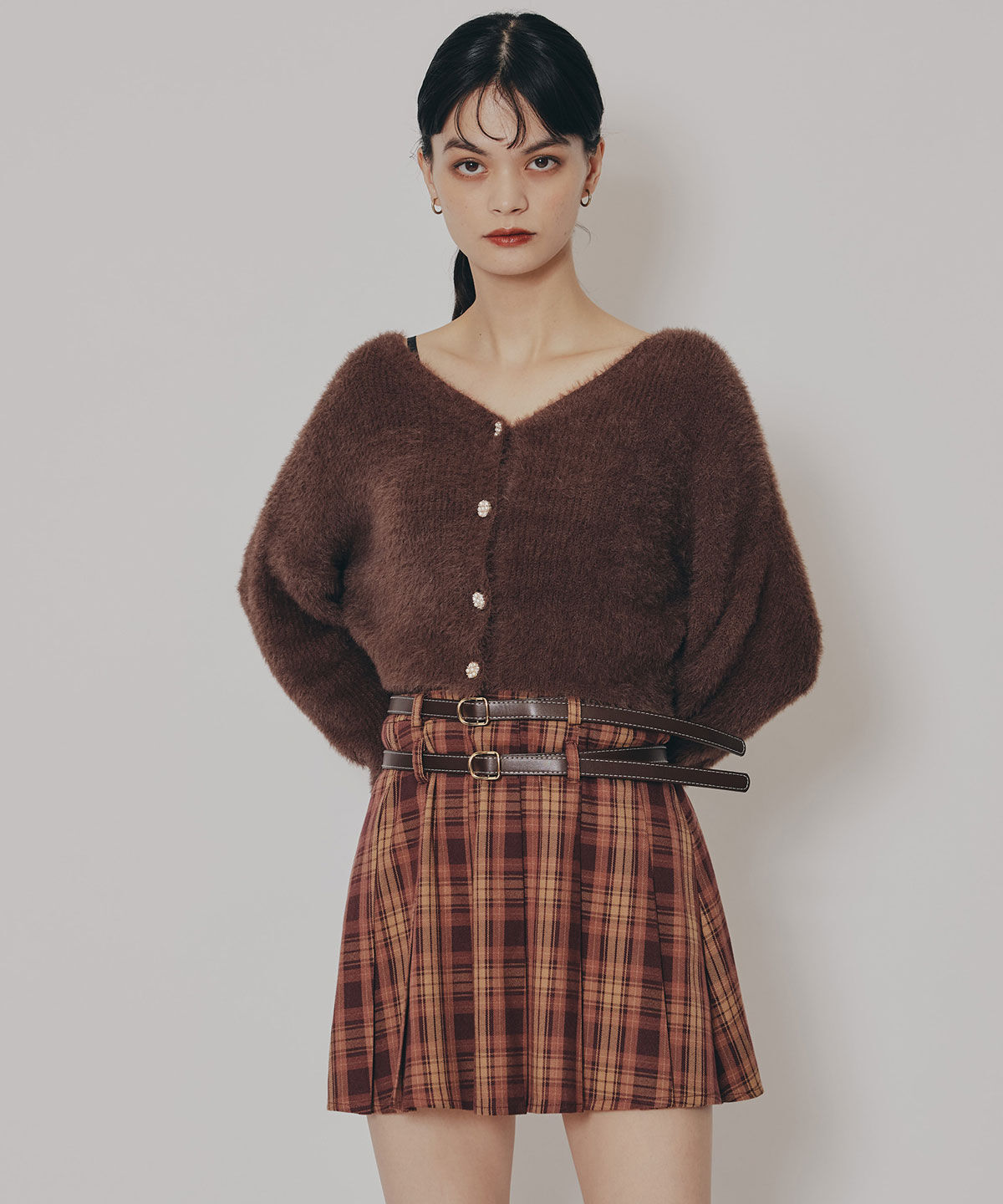 REDYAZEL「フェザーヤーンビジューボタンカーディガン」|カーディガン|