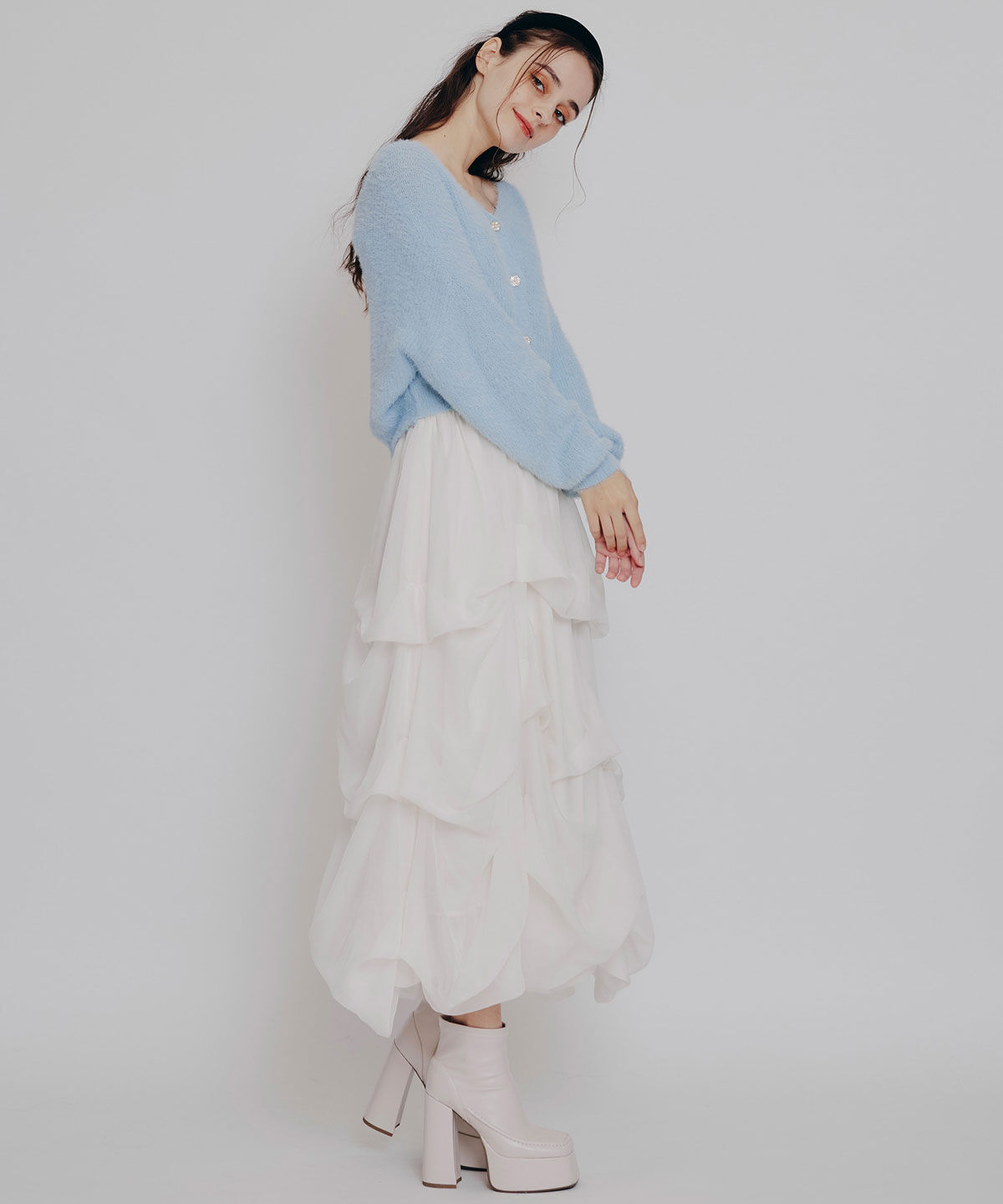 REDYAZEL「フェザーヤーンビジューボタンカーディガン」|カーディガン|