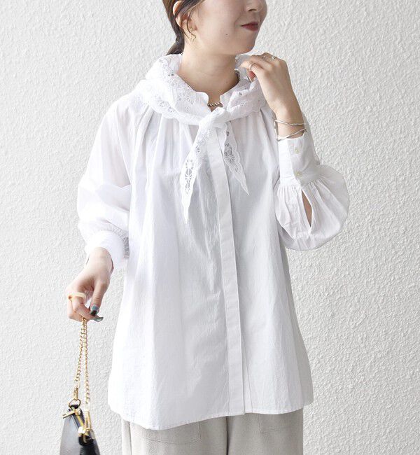 SHIPS any「bon_meur:〈洗濯機可能〉レース スカーフ付き バンドカラー ギャザー パフ シャツ」|シャツ・ブラウス|
