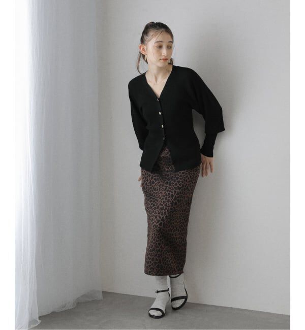  「【洗える】Vネックシルエットカーディガン」|カーディガン|