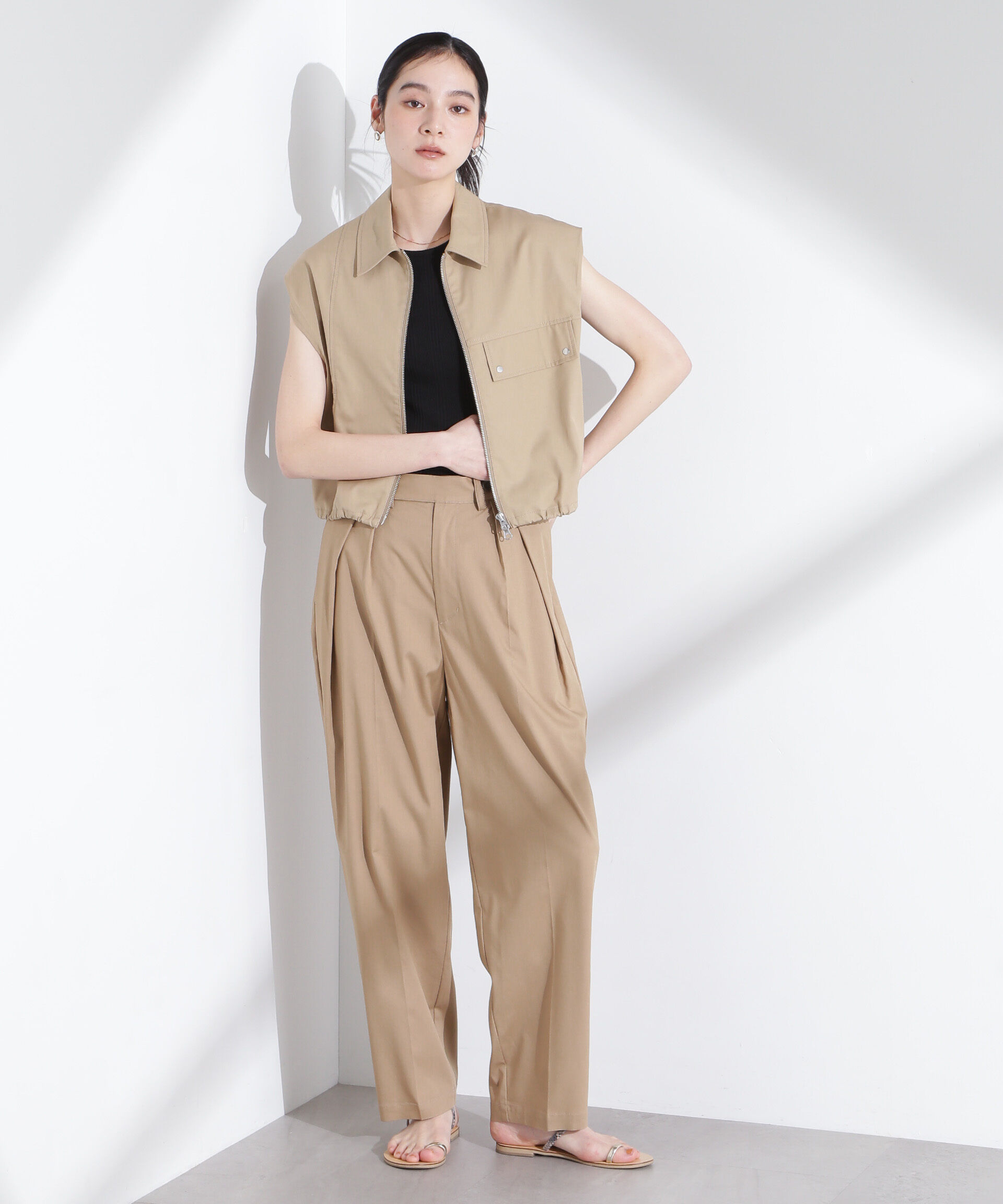 nano･universe「コンパクトギャバドロストジップベスト」|テーラードジャケット|