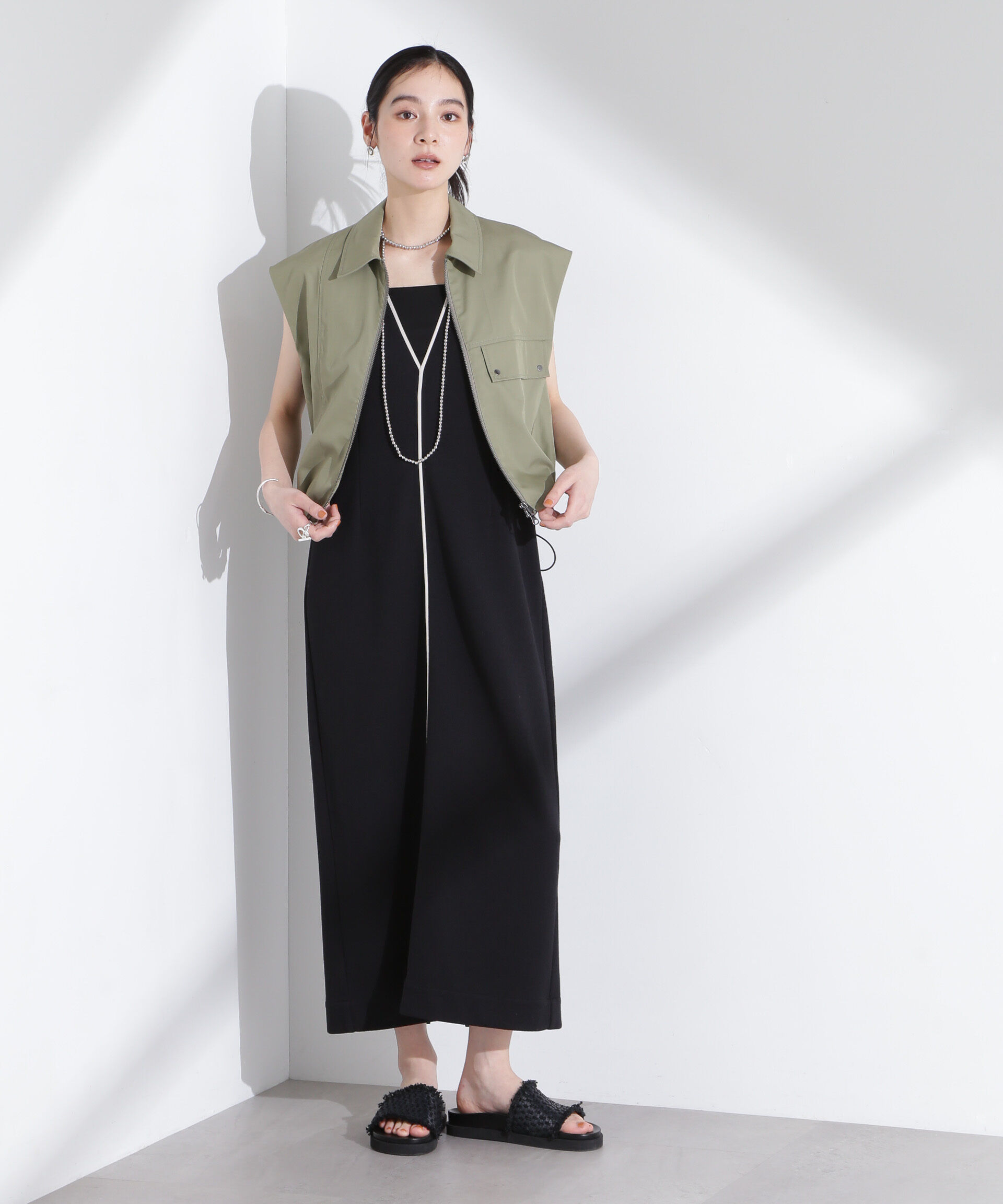 nano･universe「コンパクトギャバドロストジップベスト」|テーラードジャケット|