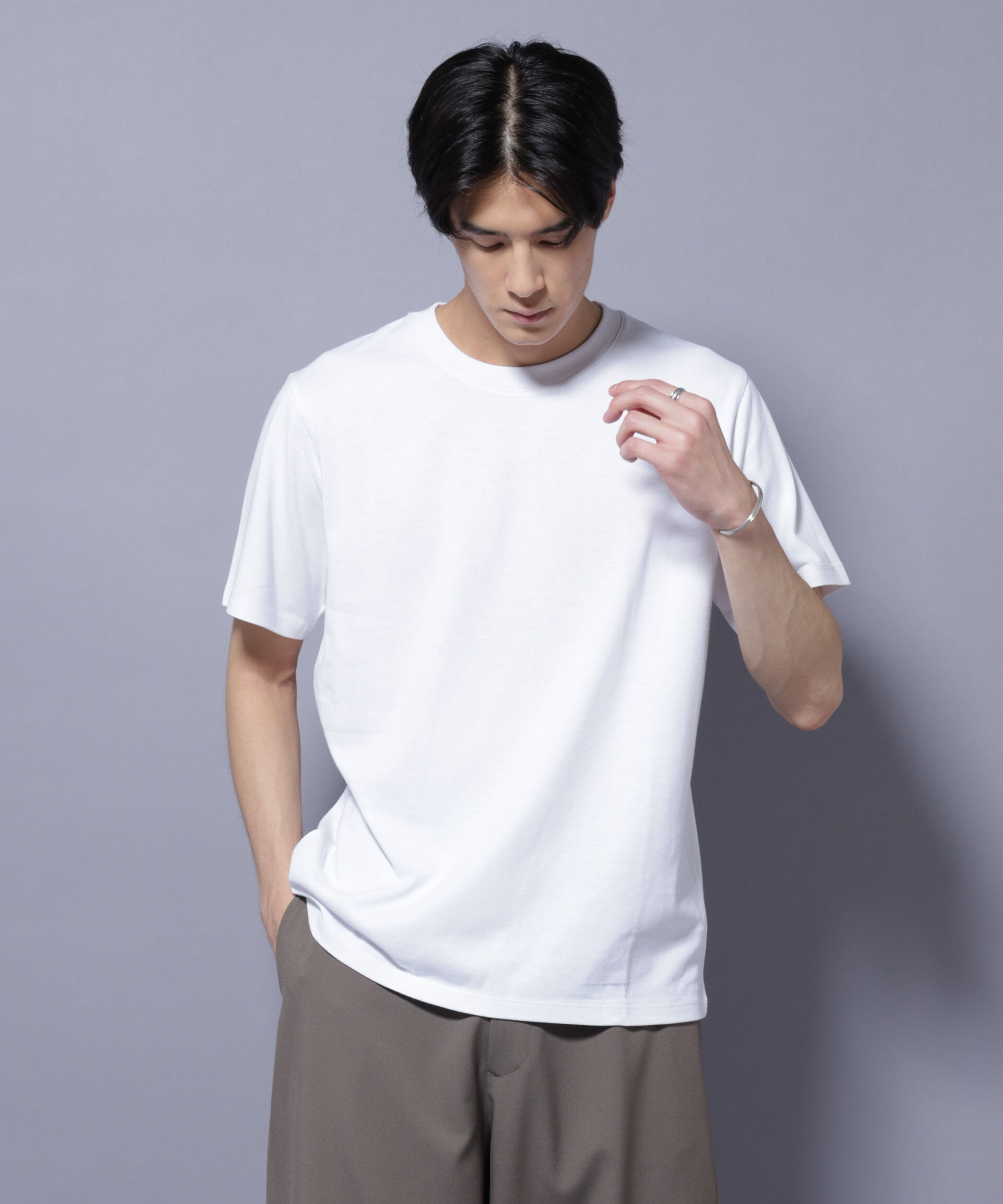 nano･universe「Anti Soaked(R) 汗染み防止 クルーネック レギュラーシルエットTシャツ」|Tシャツ・カットソー|ホワイト