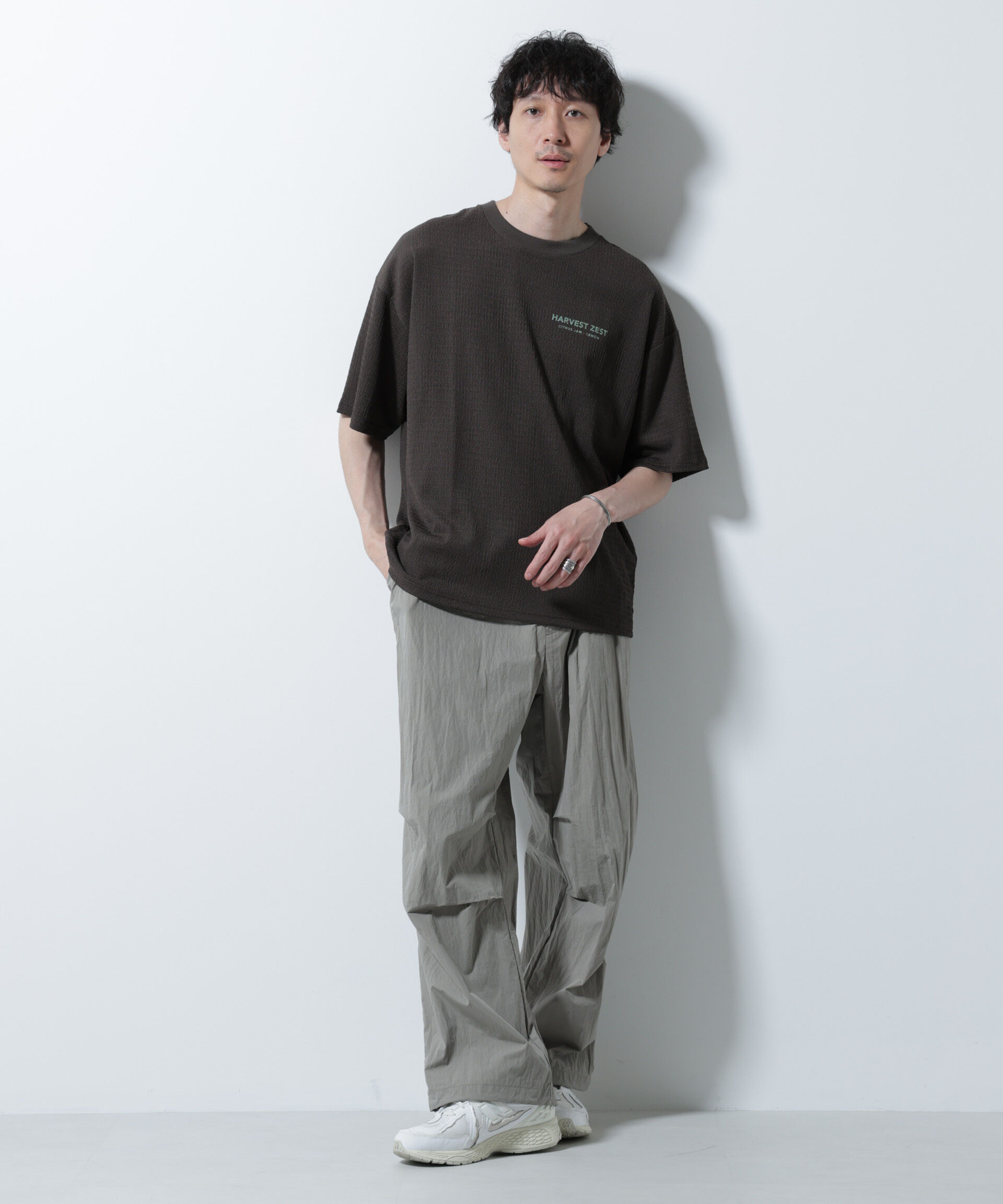 nano･universe「ライトウェイトバギーパンツ」|チノ|