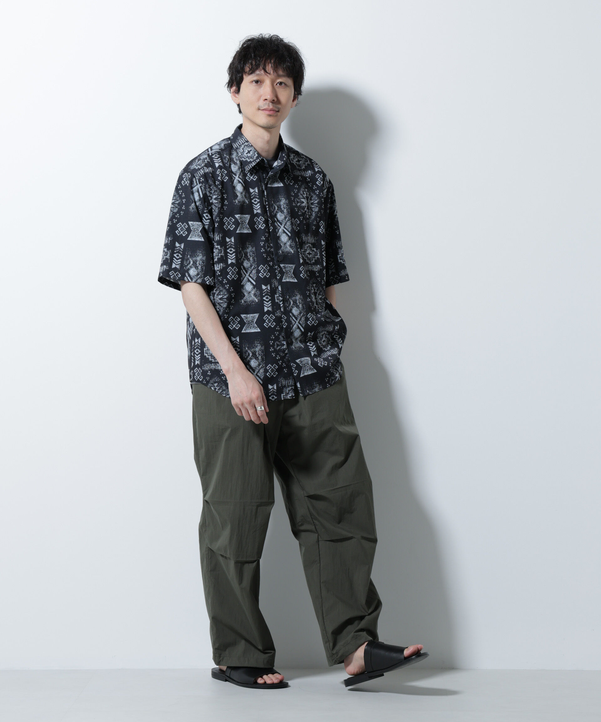 nano･universe「ライトウェイトバギーパンツ」|チノ|