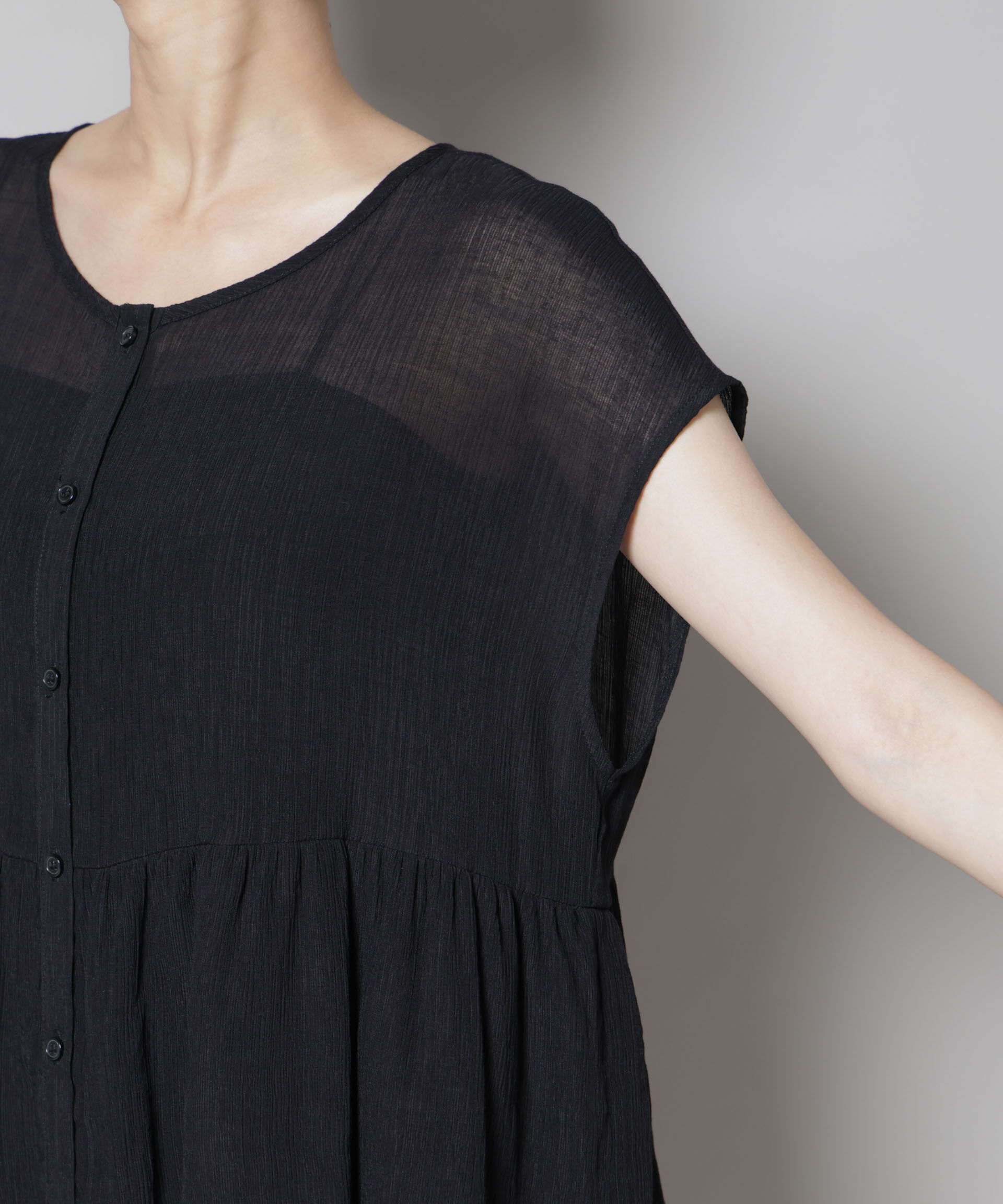 nano･universe「前後2wayシアー楊柳ノースリーブティアードブラウス」|シャツ・ブラウス|