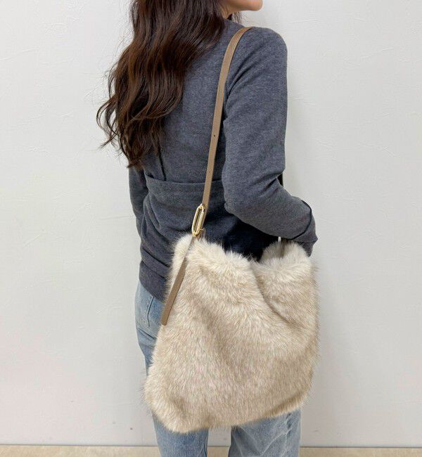 fredy emue「バックルワンハンドルファートートバッグ」|トートバッグ|グレイッシュベージュ