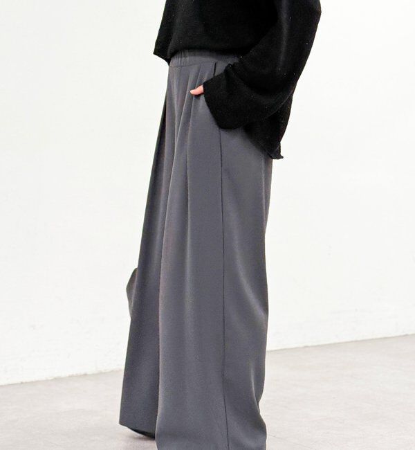  「【ウォッシャブル】【シーズンレスで使える】タックワイドスラックス」|チノ|