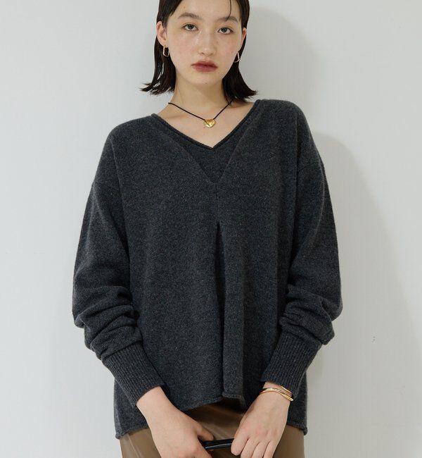  「ウールカシミヤタックVプルオーバー」|ニット・セーター|チャコールグレー