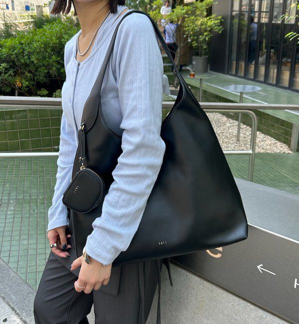  「loti ポーチ付きハンドルトート」|トートバッグ|