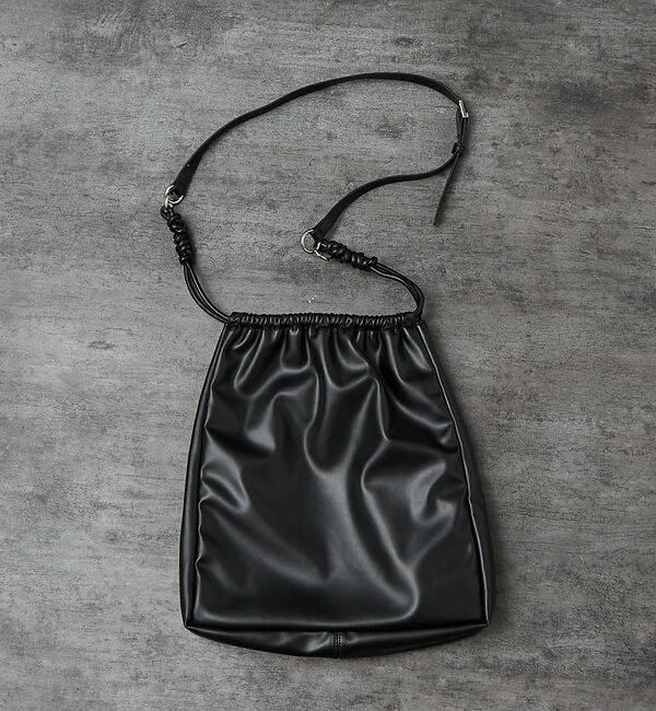 ABAHOUSE「【マルチウェイ】 フェイクレザー 巾着ナップサック / ショルダーバッグ / ユ」|リュック|